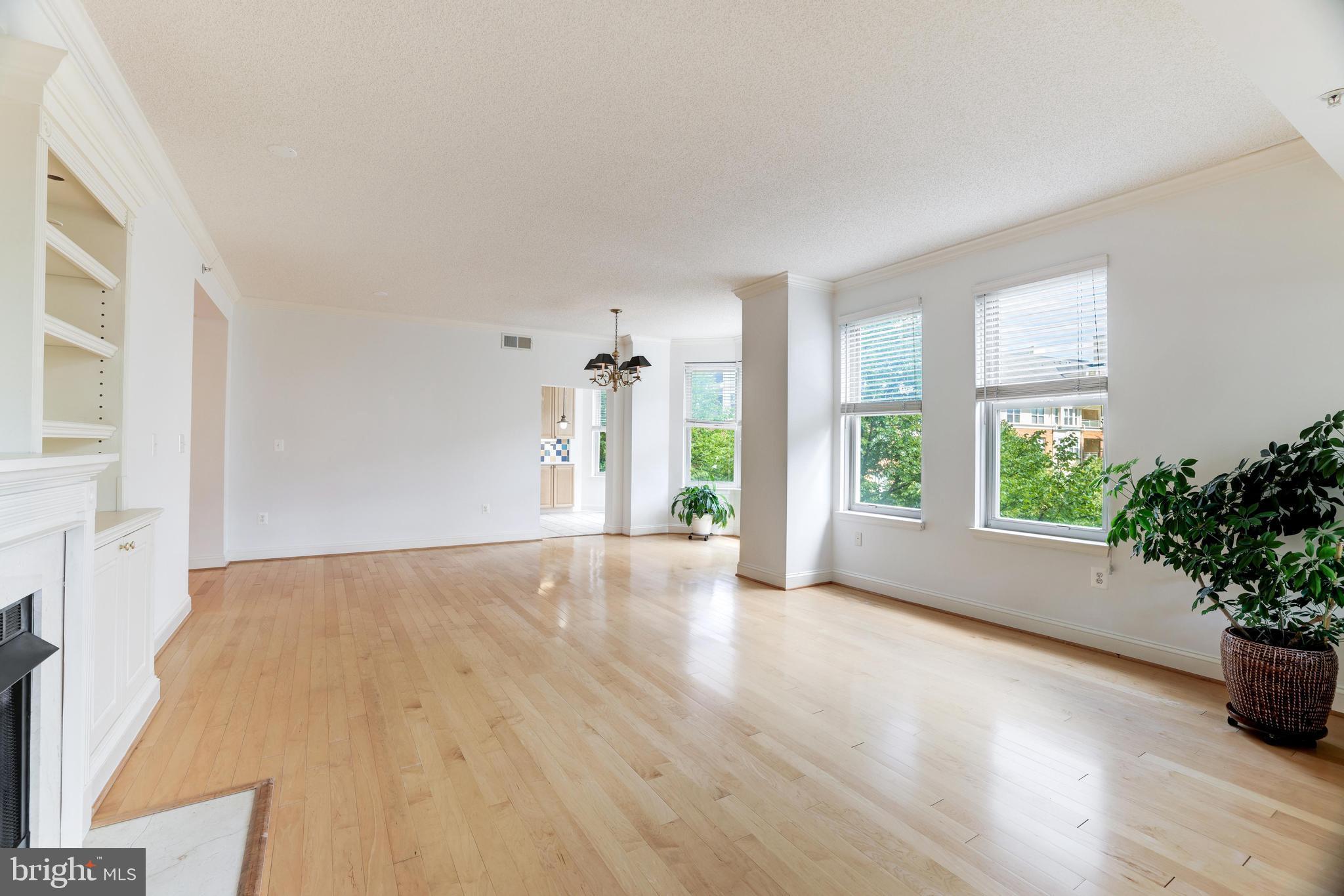 STRATFORD CONDOMINIUMS - Residential