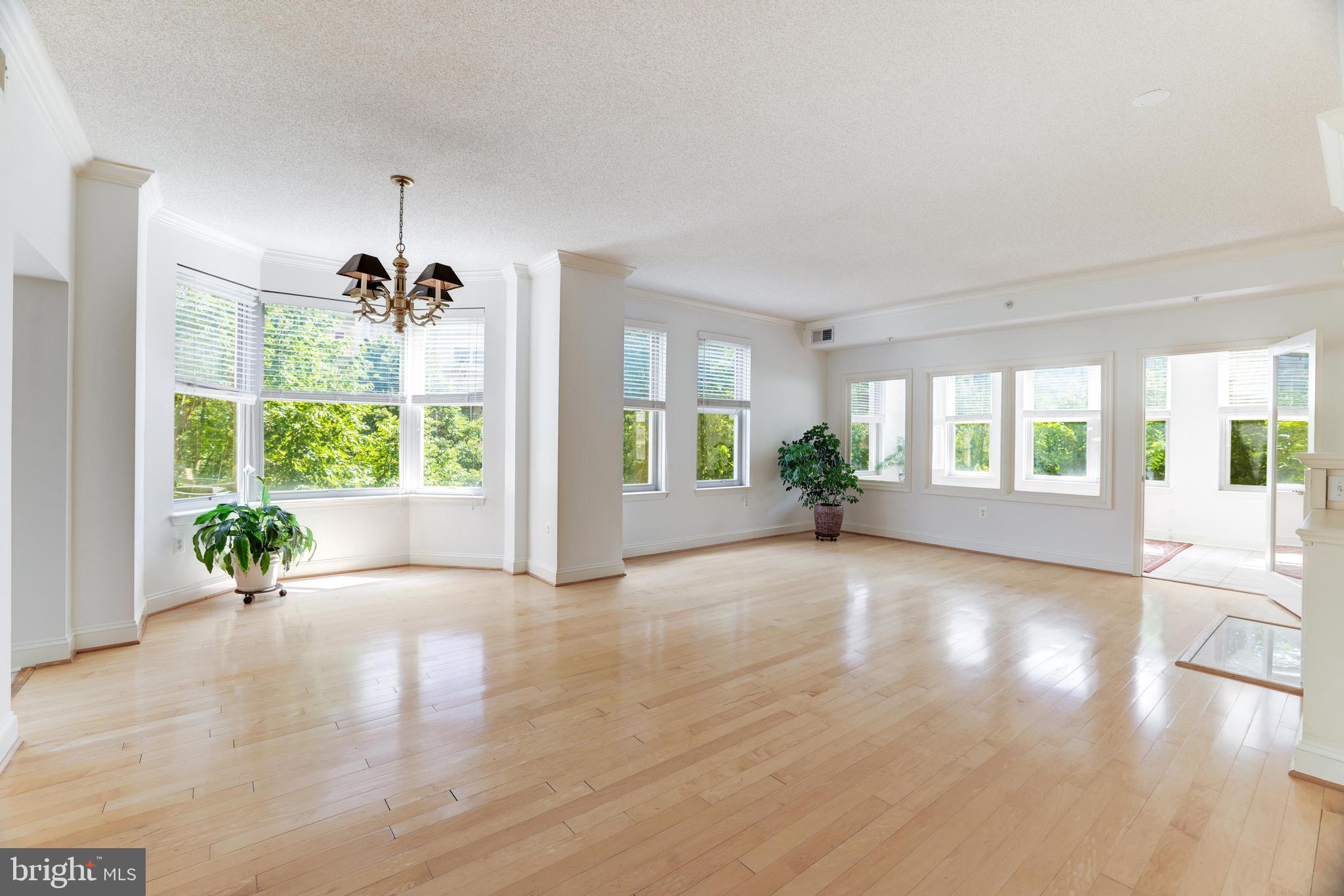 STRATFORD CONDOMINIUMS - Residential