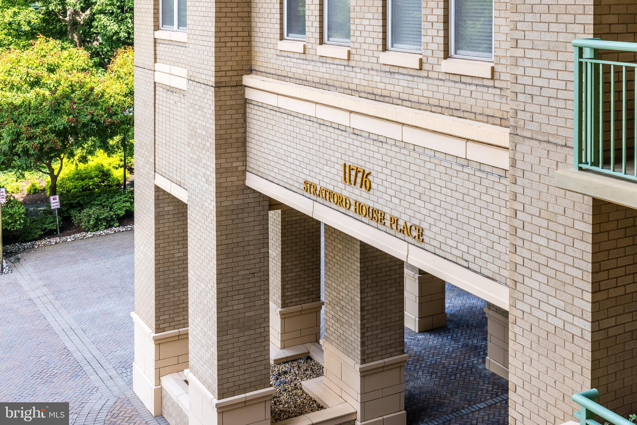 STRATFORD CONDOMINIUMS - Residential