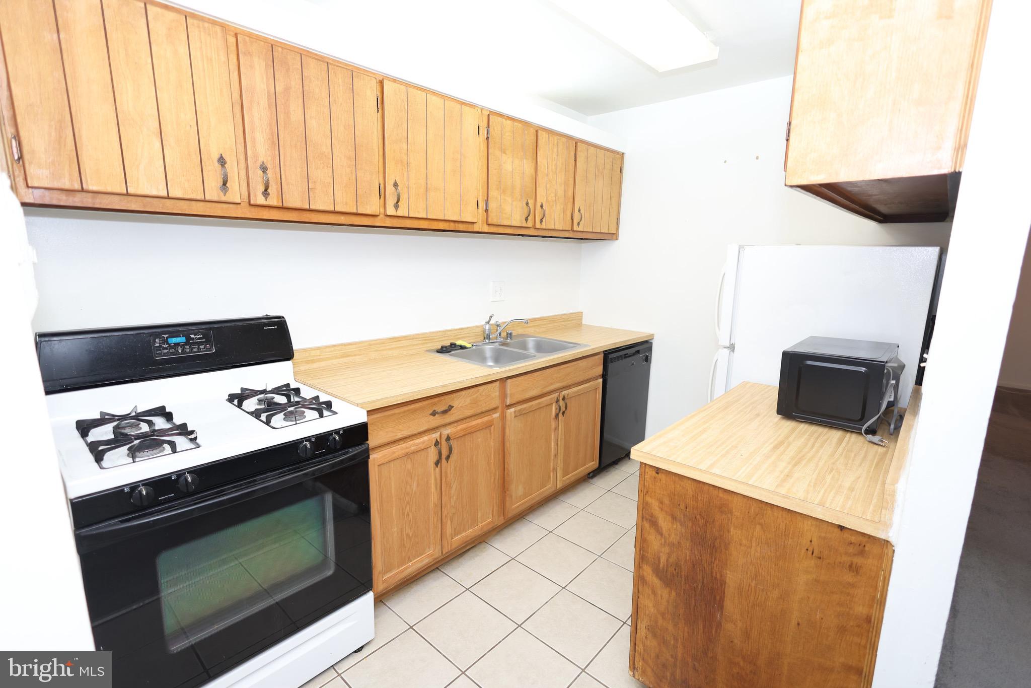 FRENCHMANS CREEK - Residential