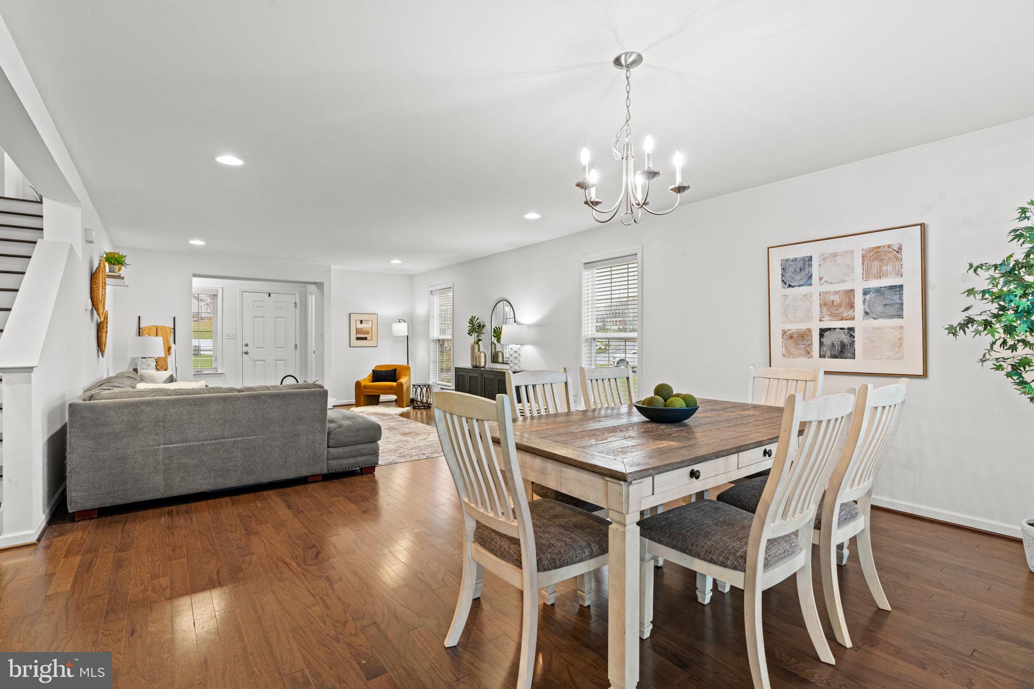 SPRING HILL - Residential