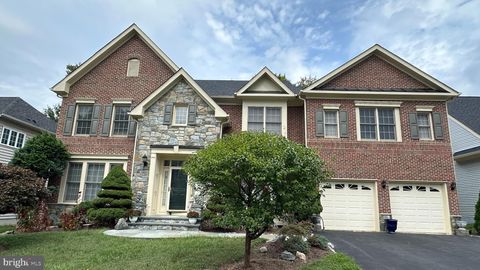 1018 HEARTFIELDS DRIVE SILVER SPRING MD 20904