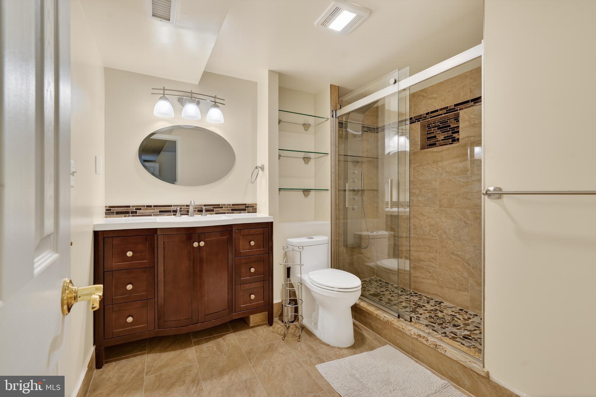 SHERBROOKE - Residential