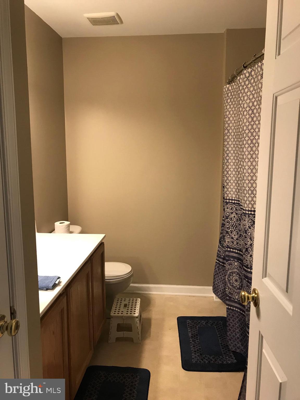 SALEM FIELDS - Residential Lease