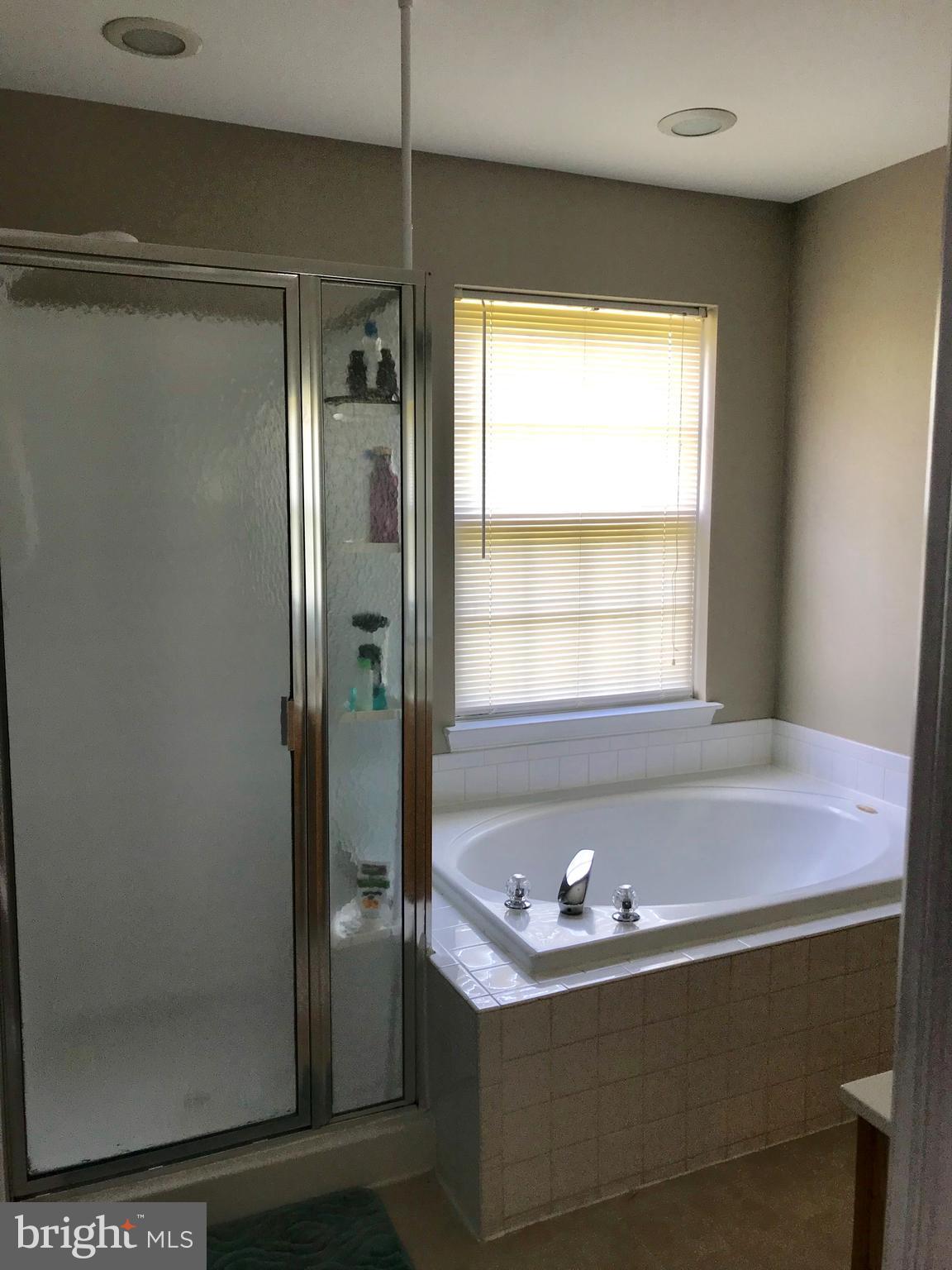 SALEM FIELDS - Residential Lease