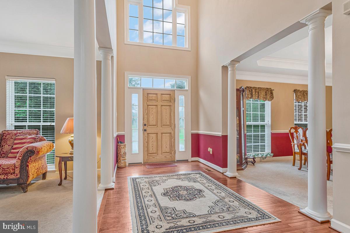 5563 NOTCHED BEAK COURT