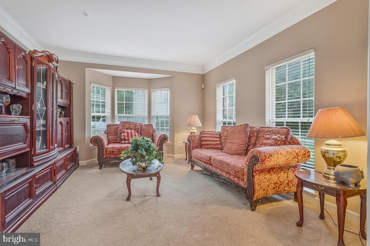 5563 NOTCHED BEAK COURT