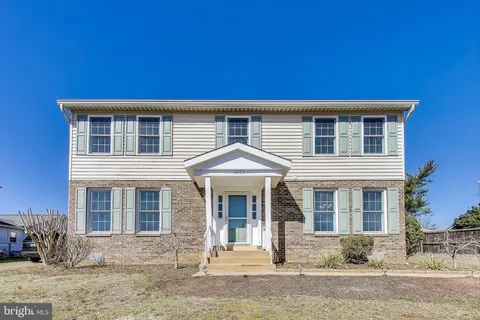 8904 Sweetbriar Street, Manassas, VA MLS: VAMN2007862