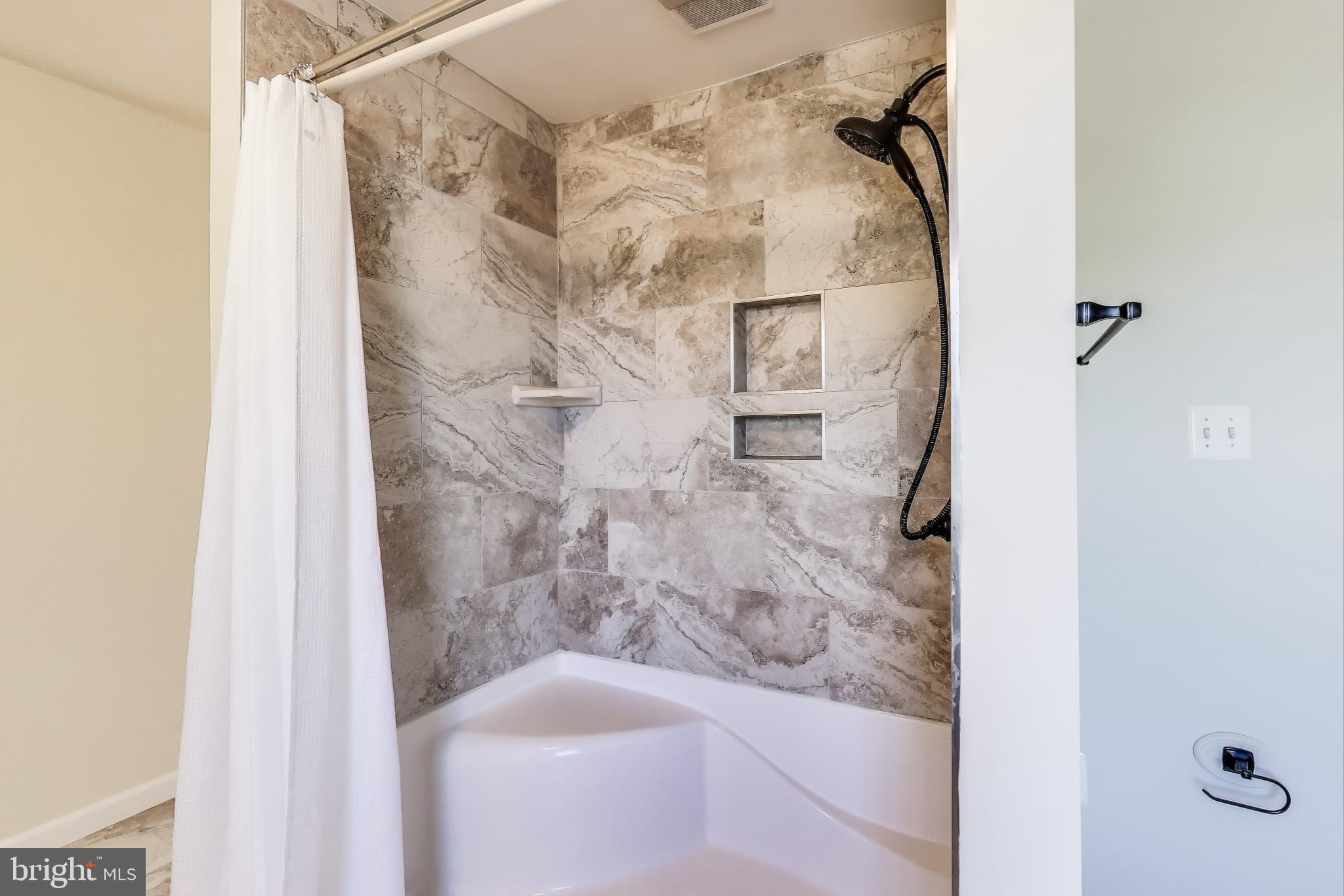 CAVALRY RUN - Residential