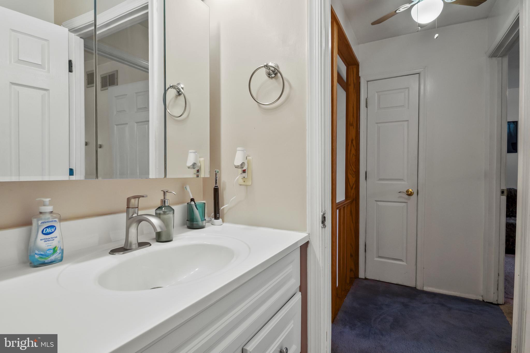 HARBOUR OAKS - Residential