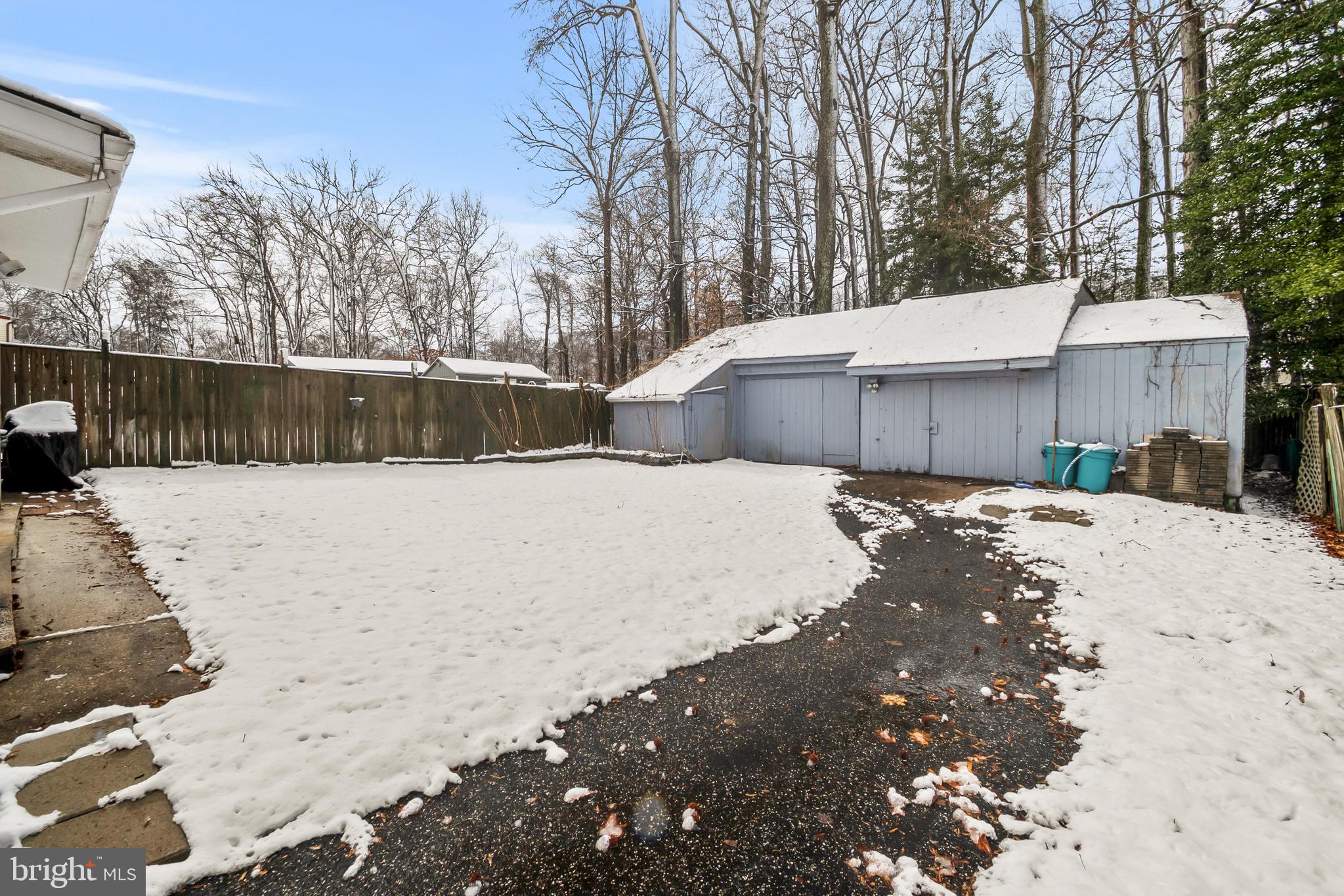 HARBOUR OAKS - Residential