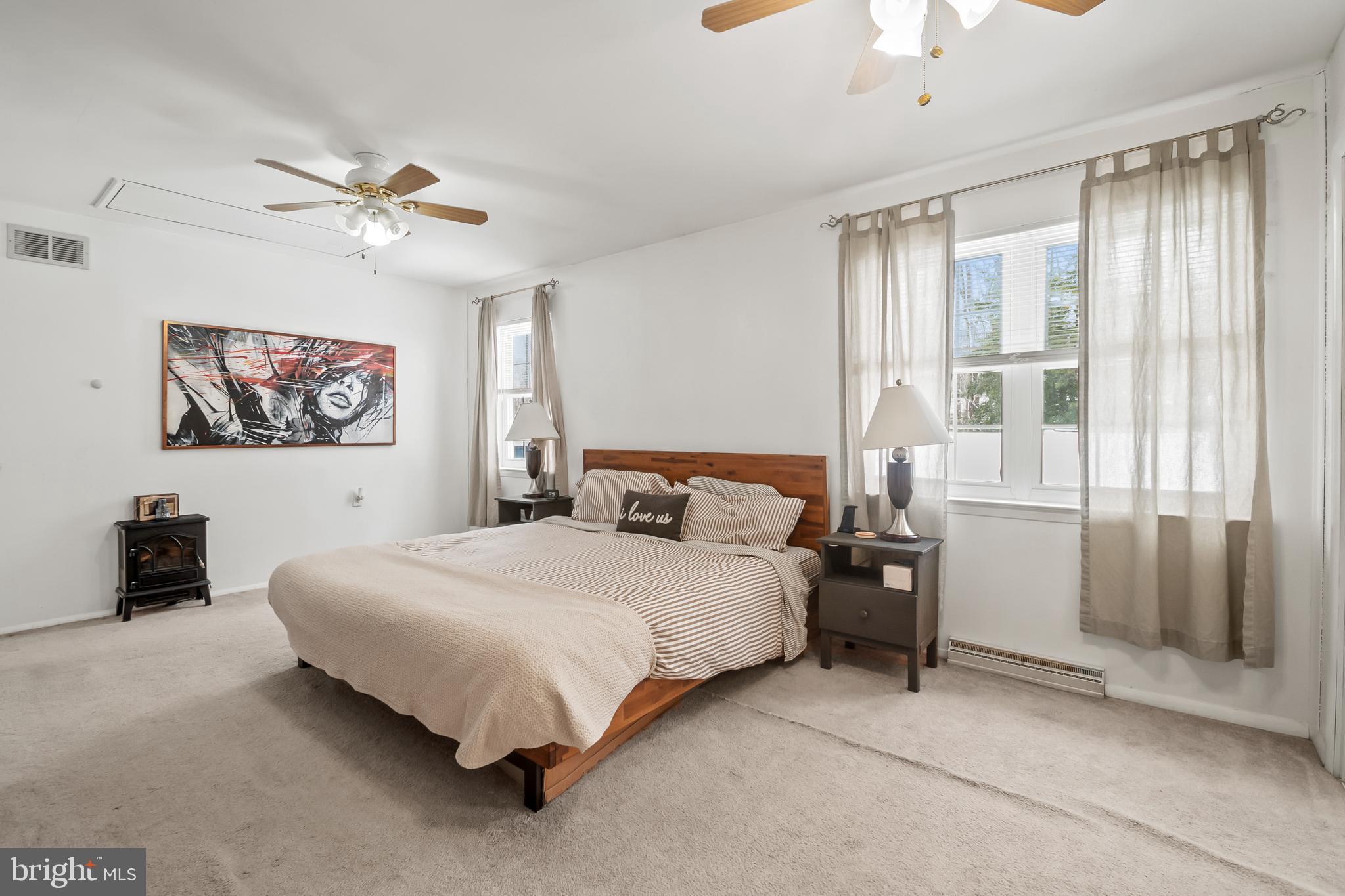 HARBOUR OAKS - Residential