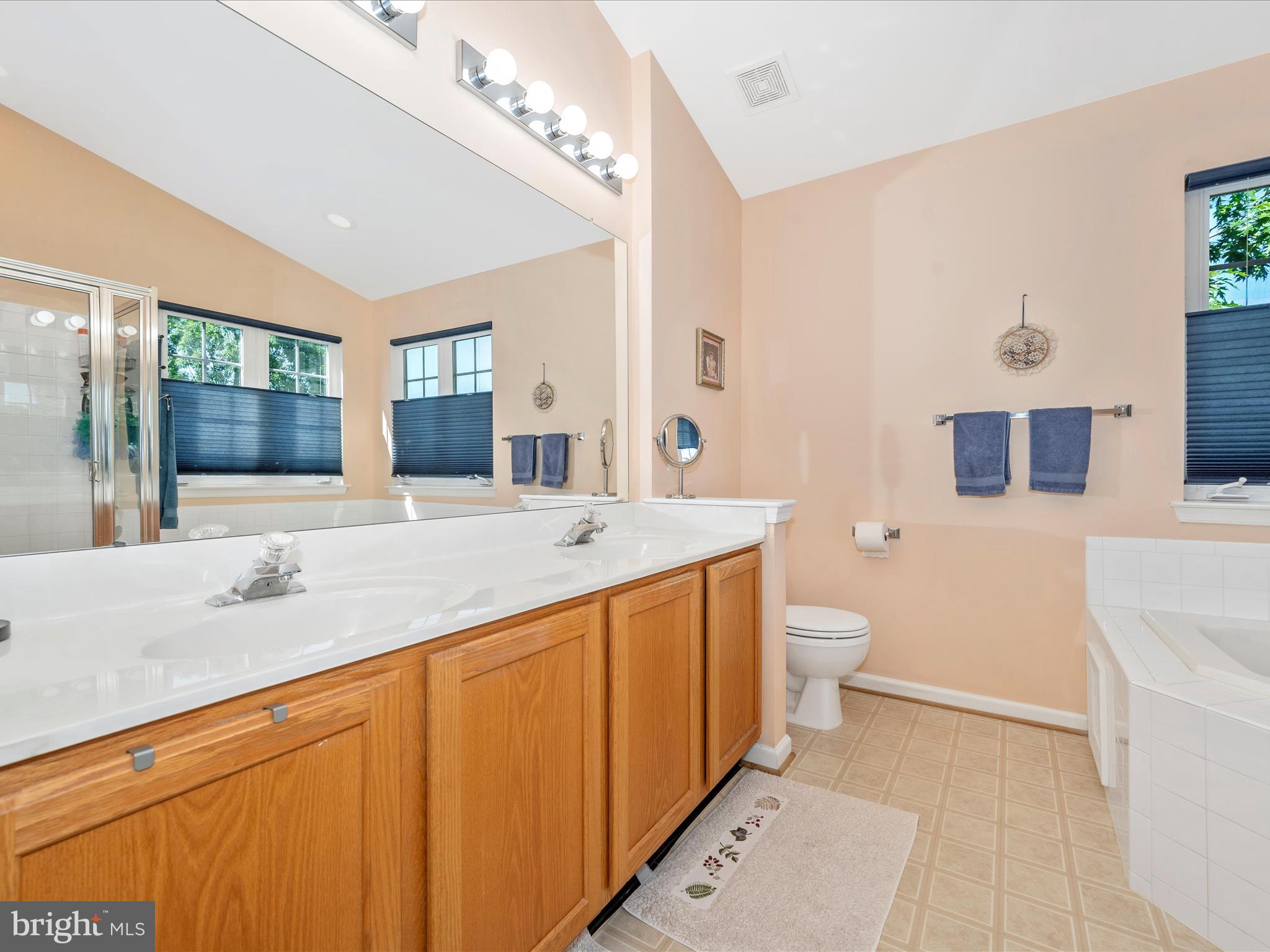 VILLAGES OF URBANA - Residential