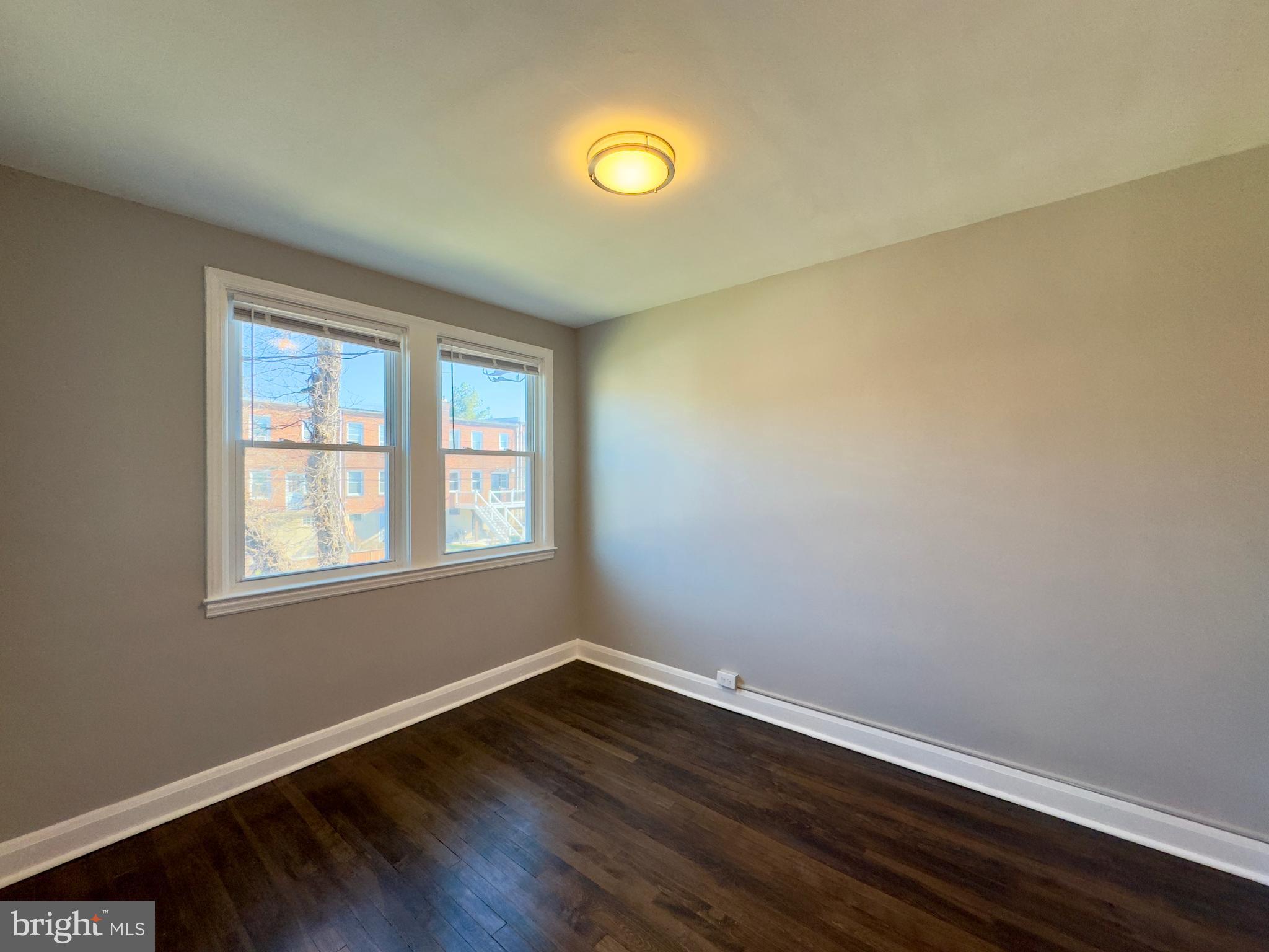 GOVANS - Residential Lease