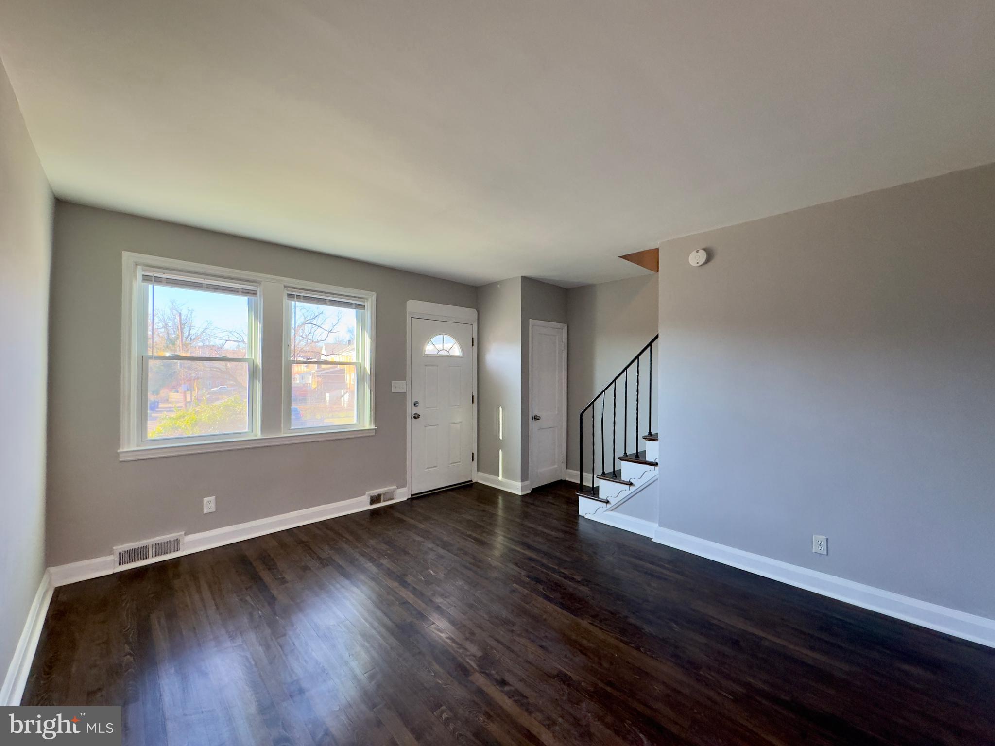 GOVANS - Residential Lease