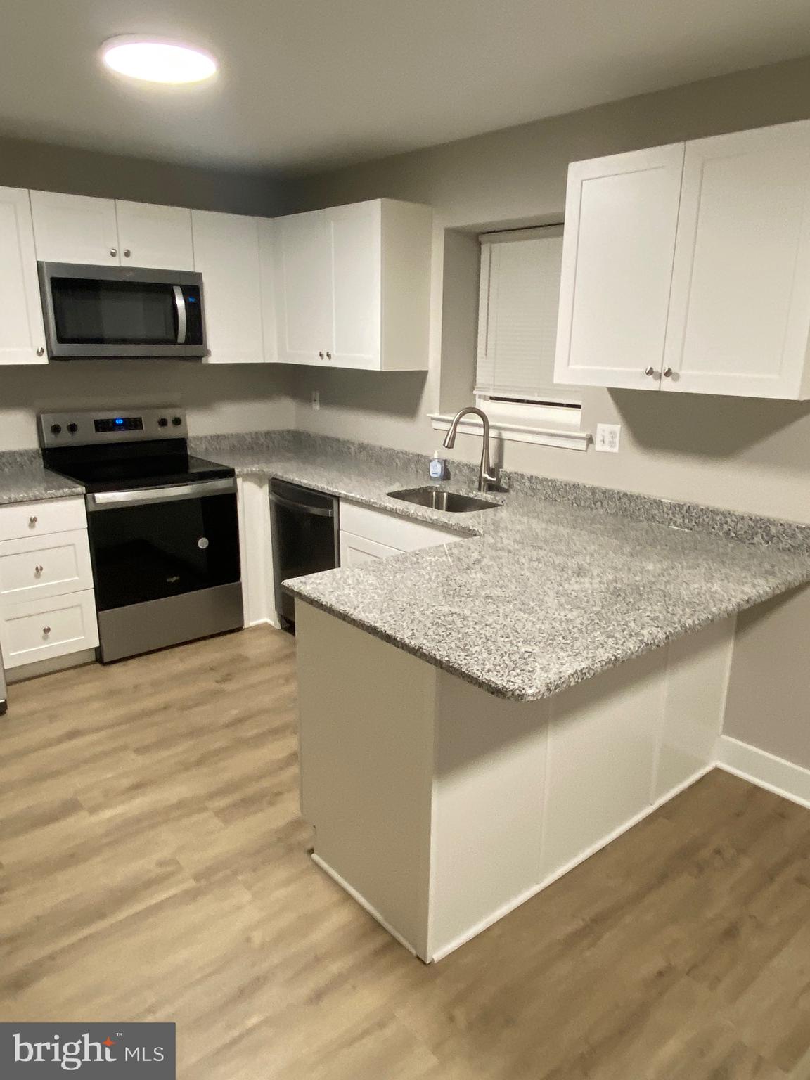 REGENTS PARK - Residential Lease