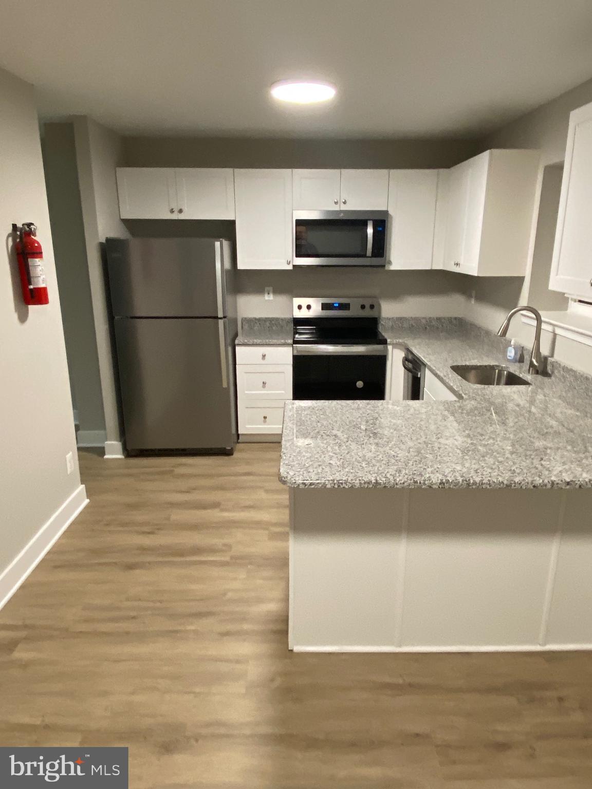 REGENTS PARK - Residential Lease