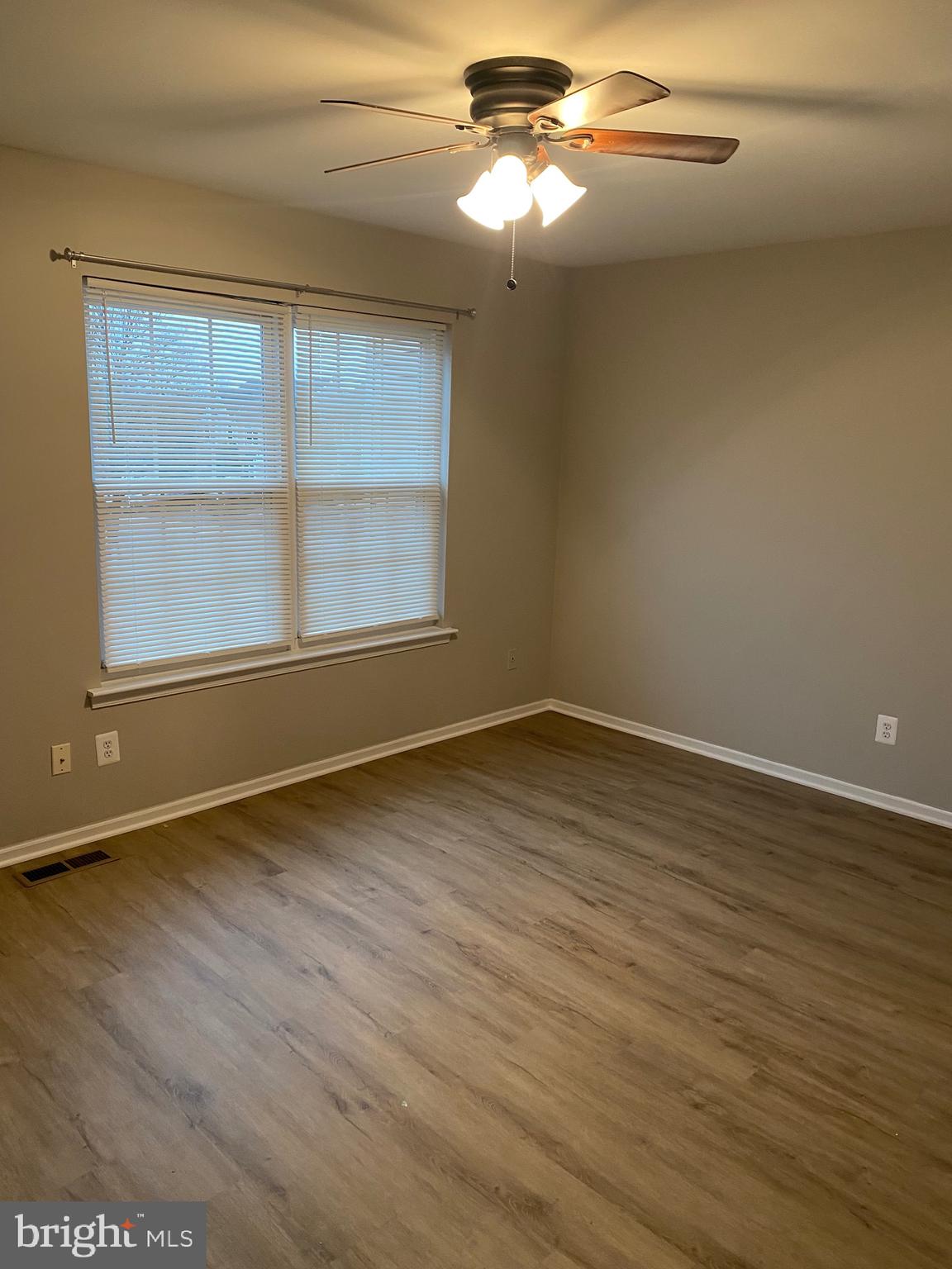 REGENTS PARK - Residential Lease