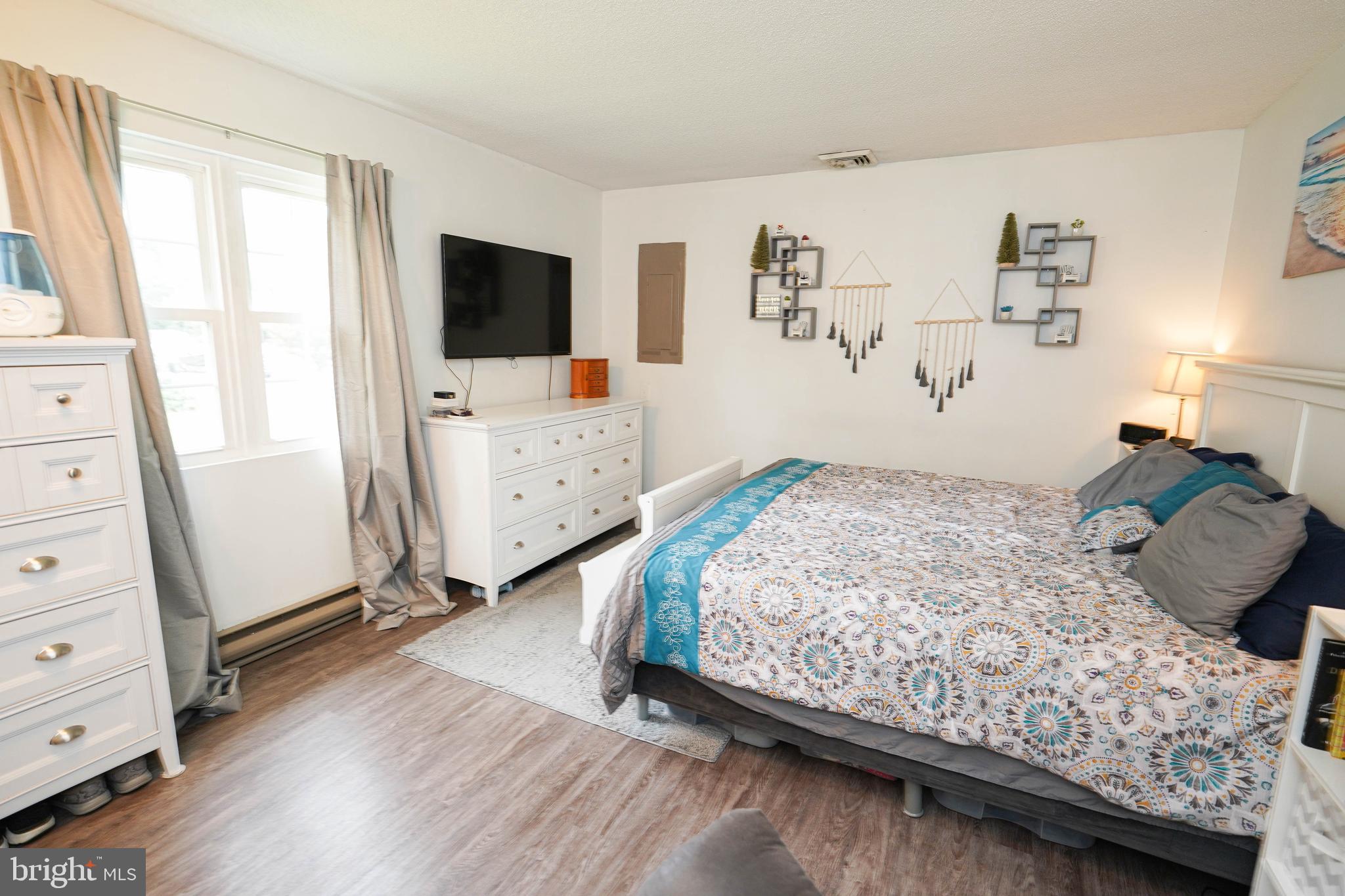 MORRIS MILL - Residential