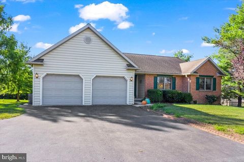 Photo of 343 W Sun Hill Road, MANHEIM, PA 17545 (MLS # PALA2076050)