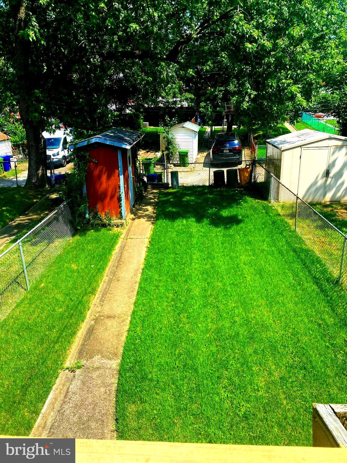 RAMBLEWOOD - Residential