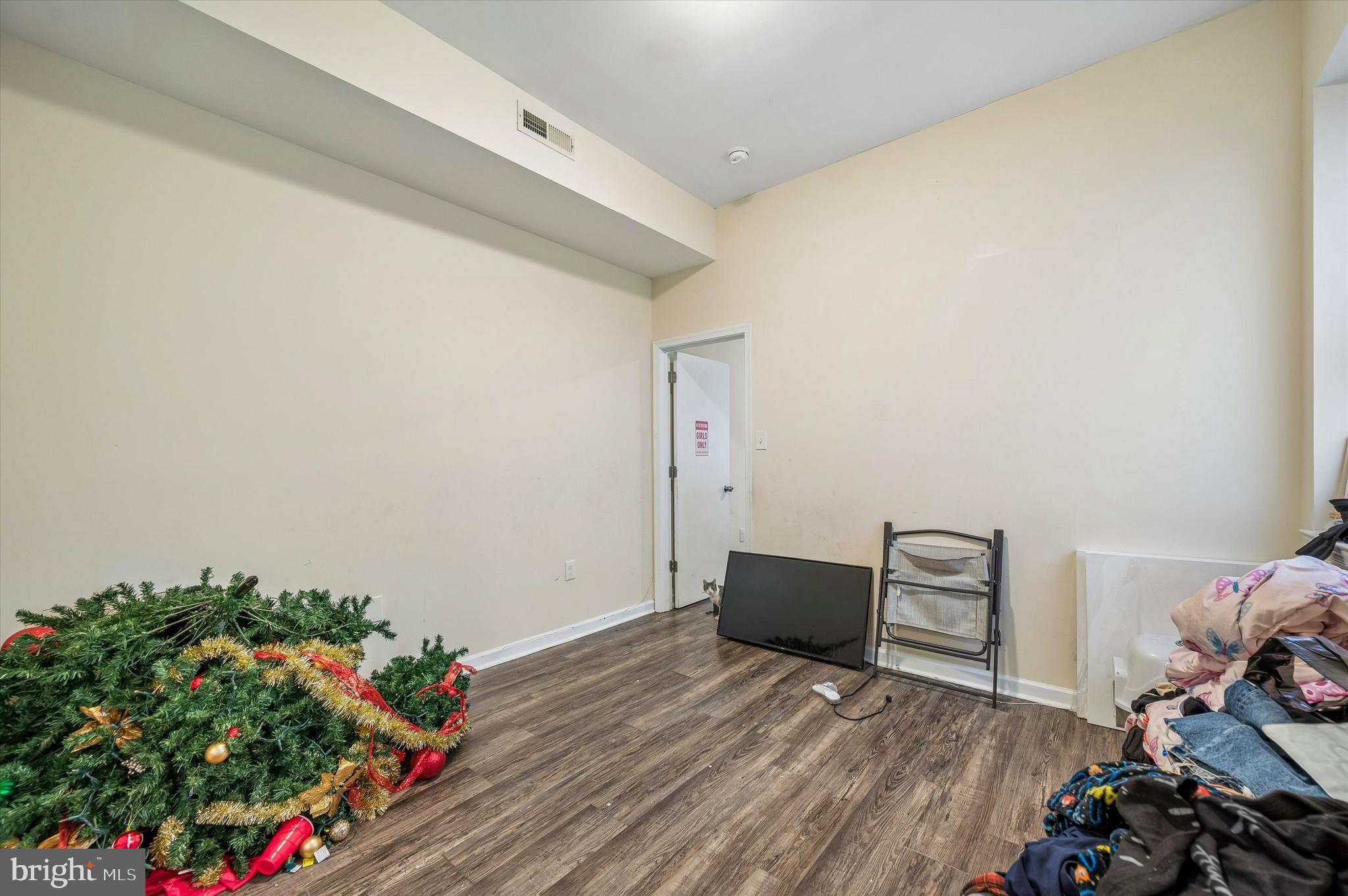 HUNTING PARK - Residential Income