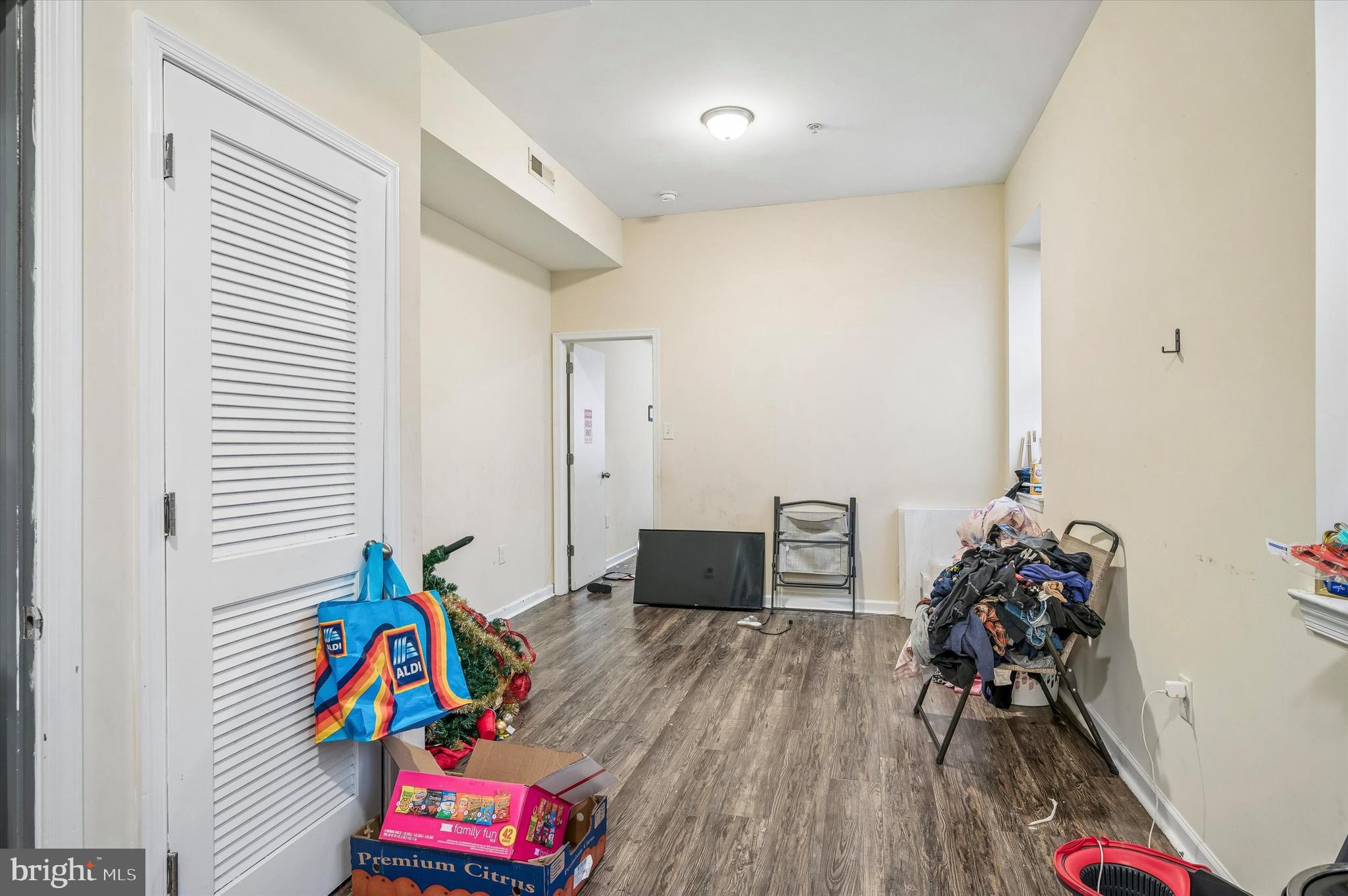 HUNTING PARK - Residential Income