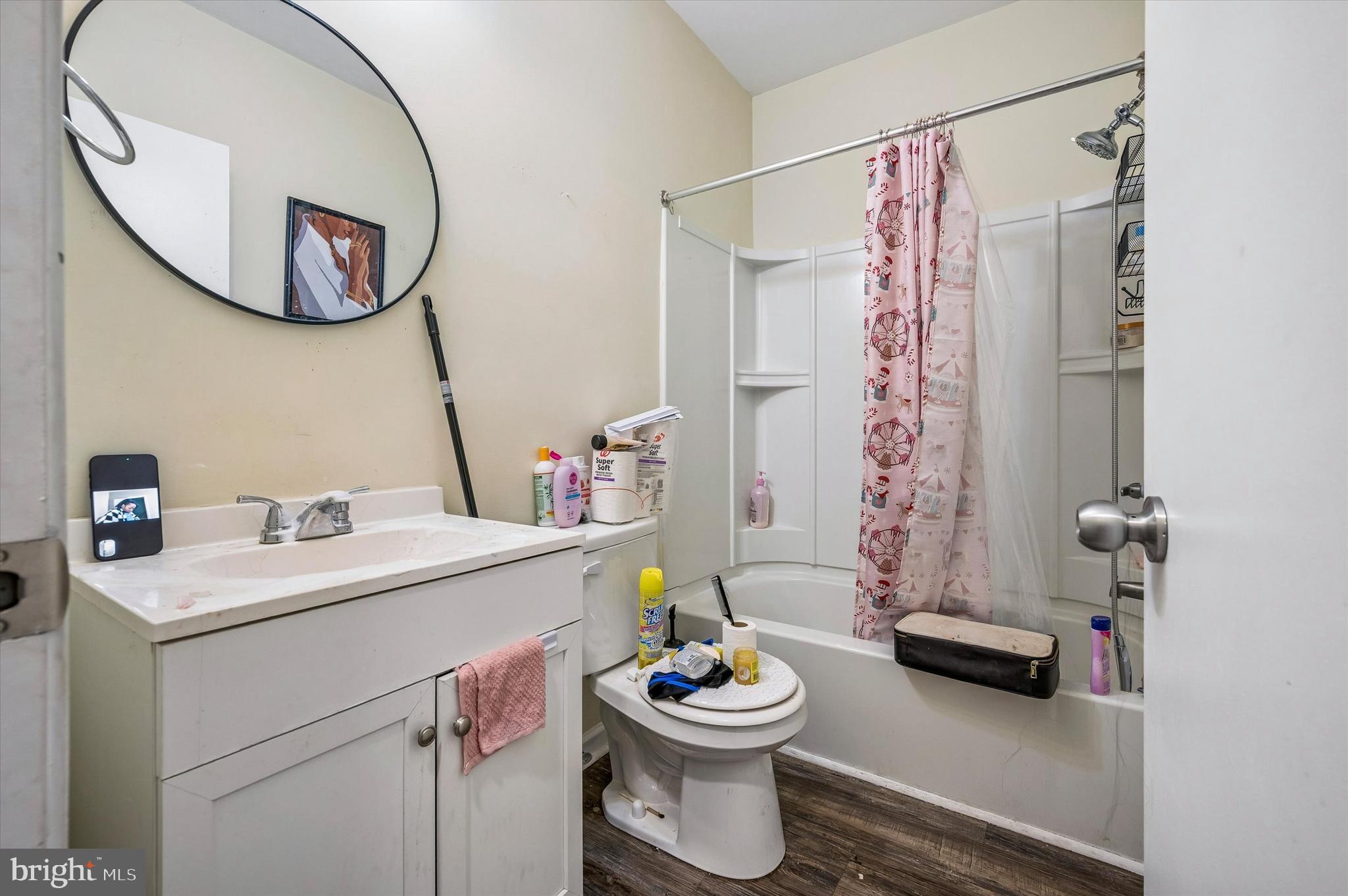 HUNTING PARK - Residential Income