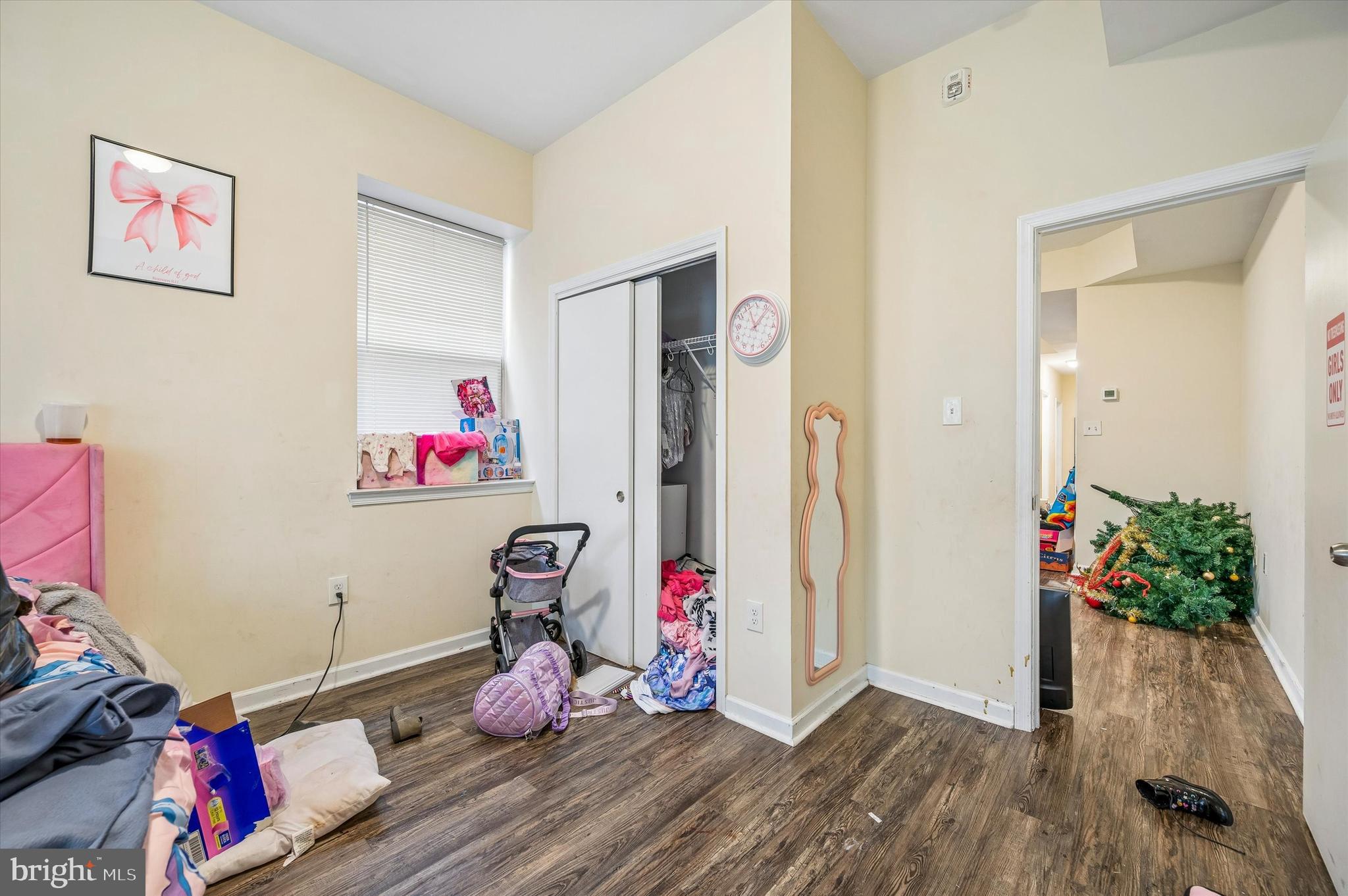 HUNTING PARK - Residential Income