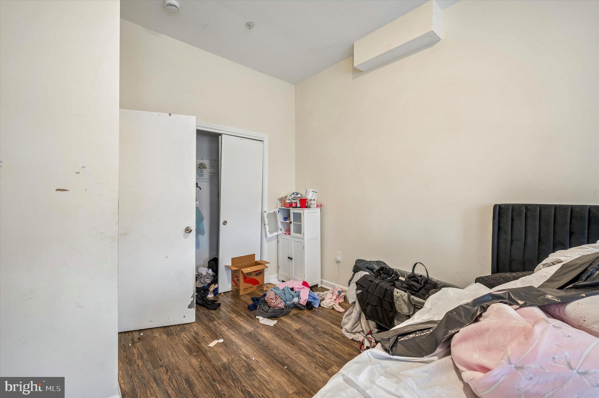 HUNTING PARK - Residential Income