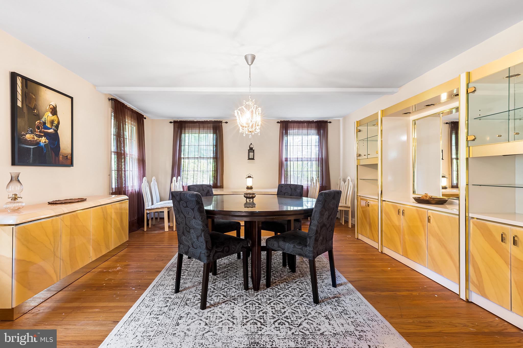 MARPLEWOOD VILLA - Residential