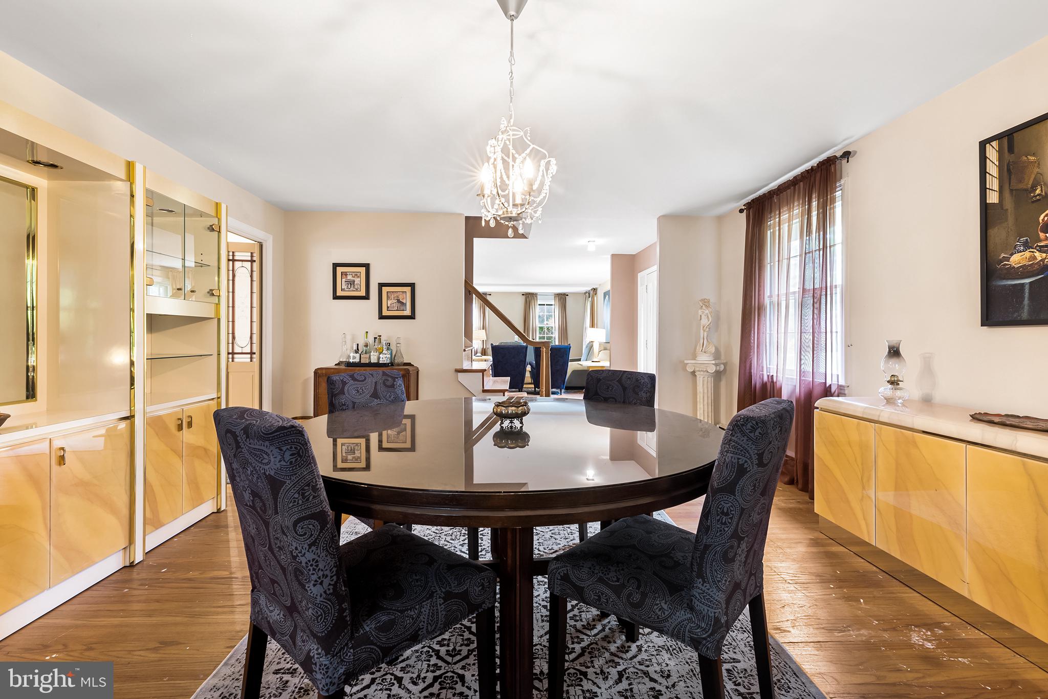 MARPLEWOOD VILLA - Residential