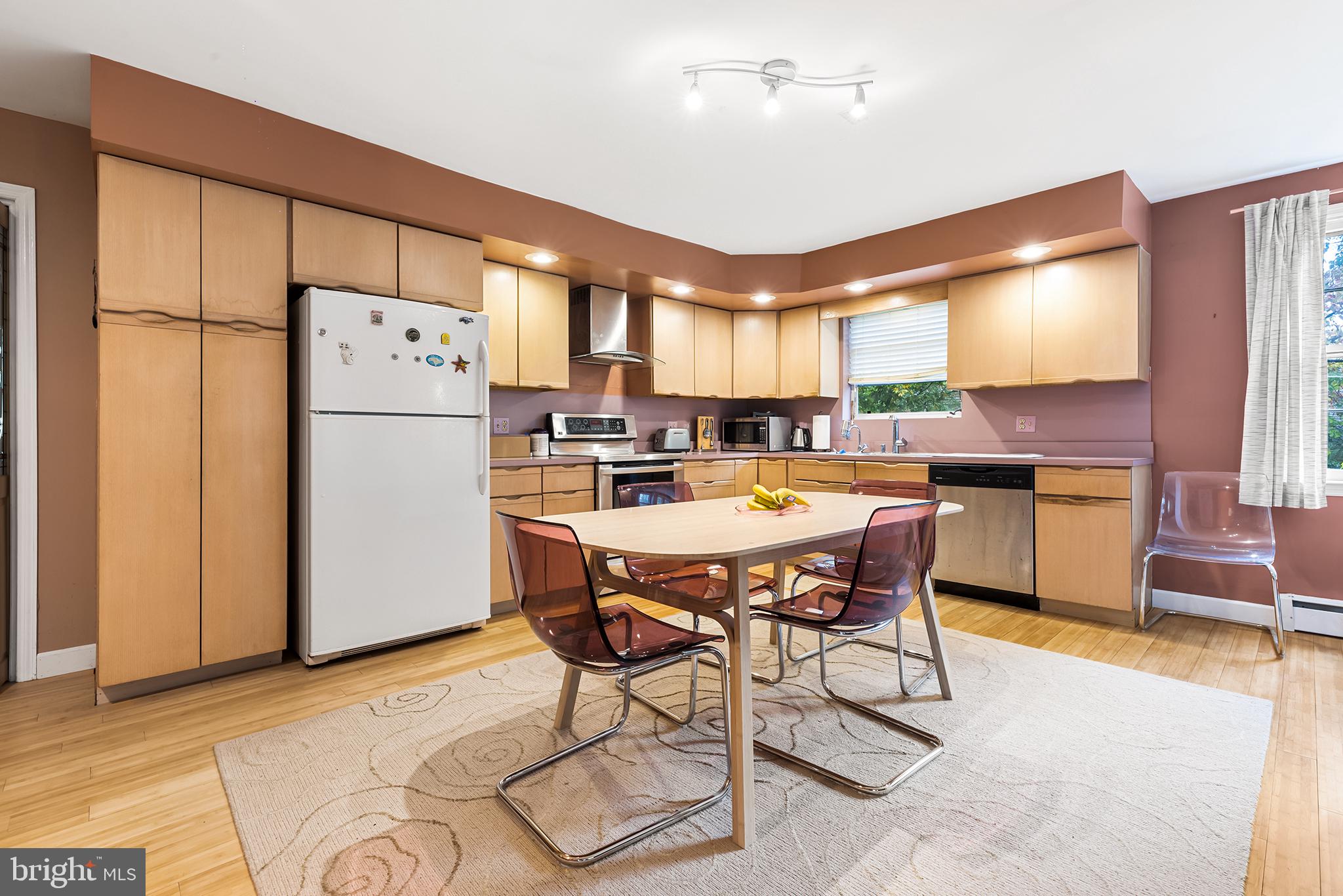 MARPLEWOOD VILLA - Residential