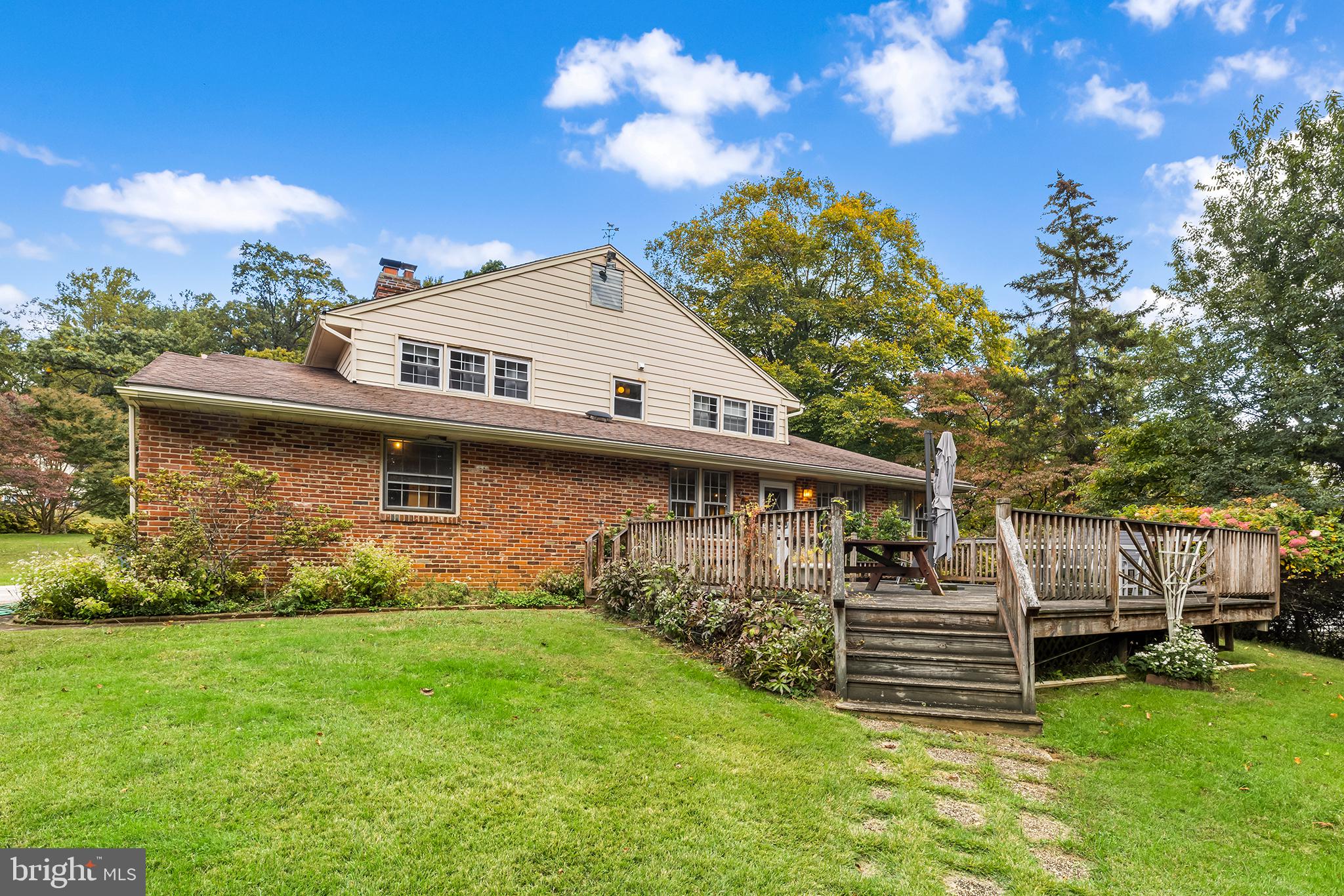 MARPLEWOOD VILLA - Residential