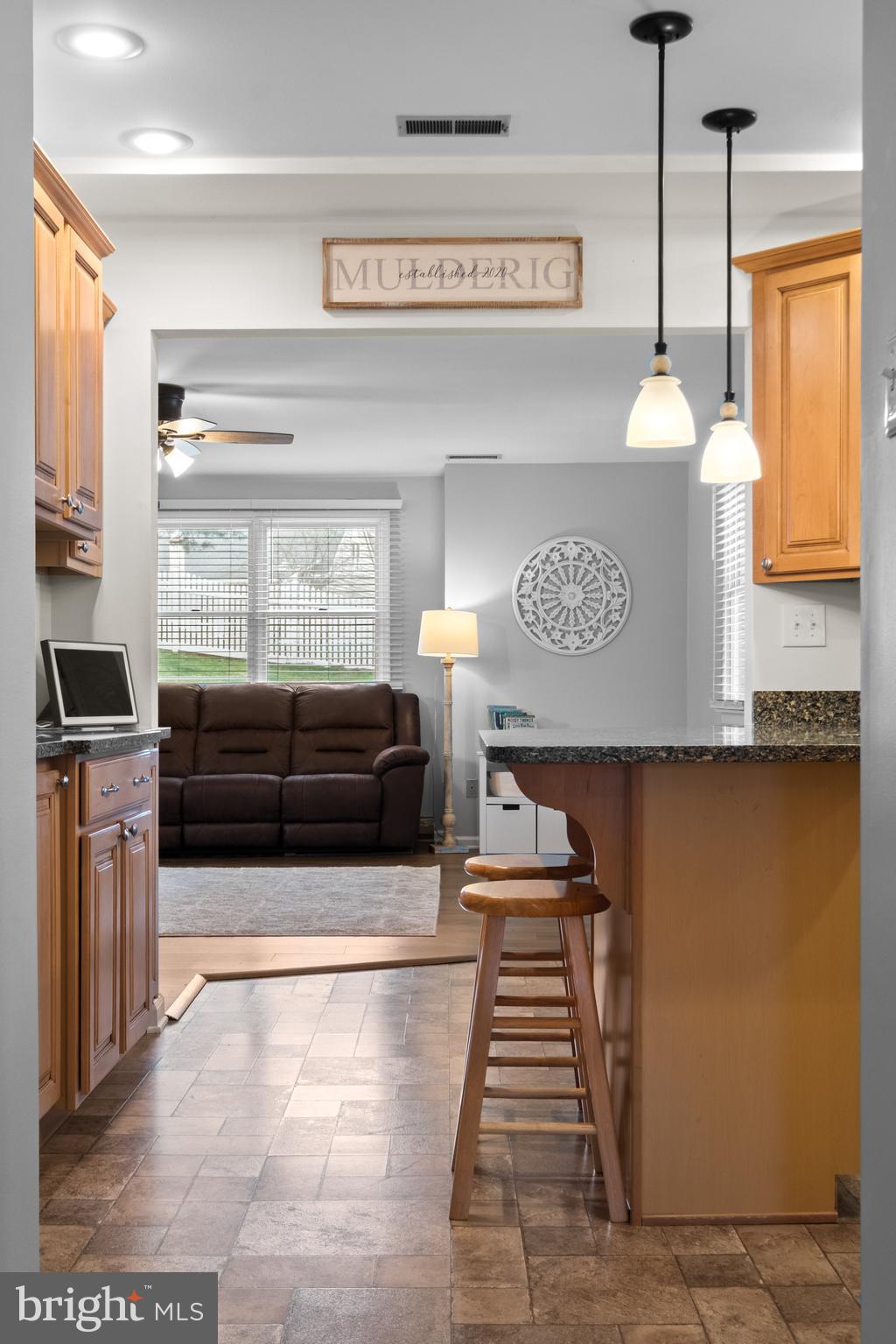 HAMPTON BRIDGE - Residential