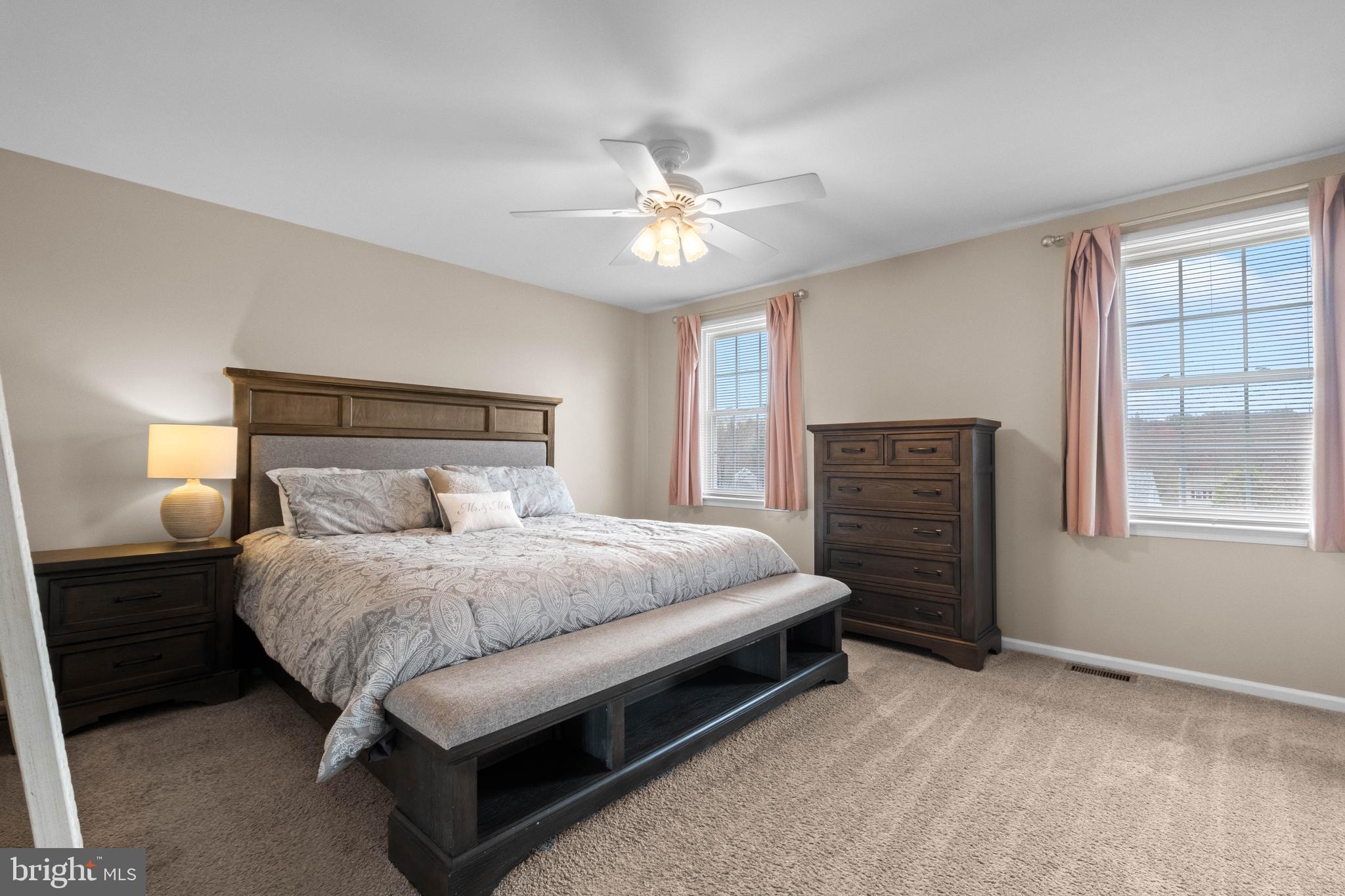 HAMPTON BRIDGE - Residential