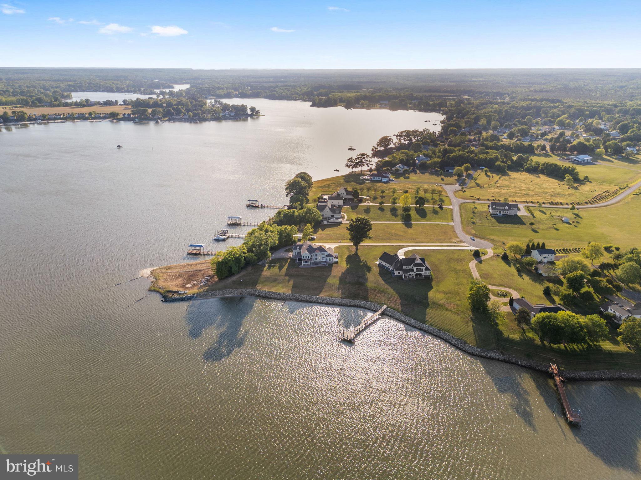 PAYNES POINT - Residential