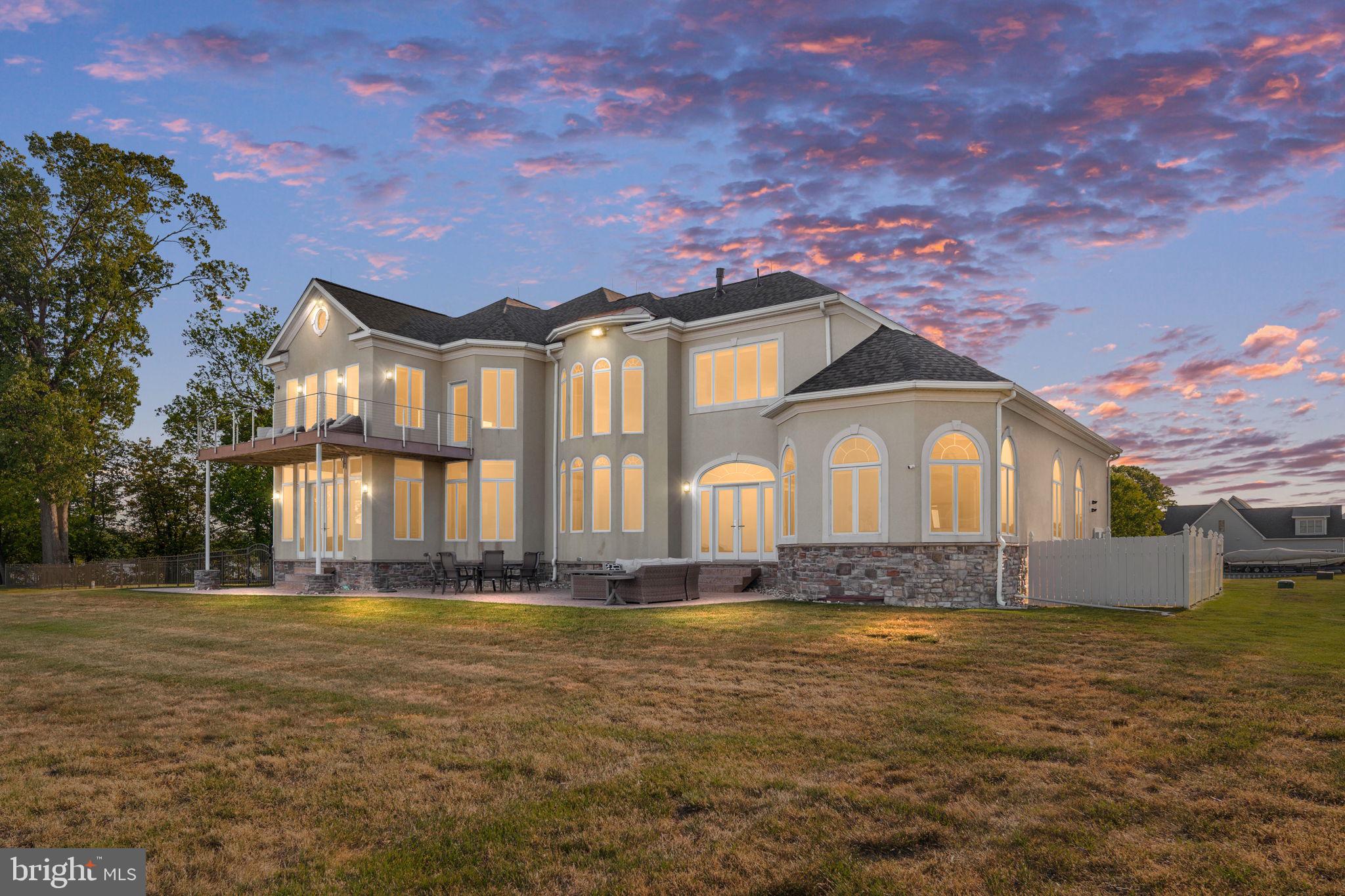 PAYNES POINT - Residential