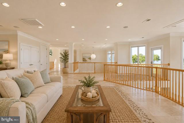 PAYNES POINT - Residential
