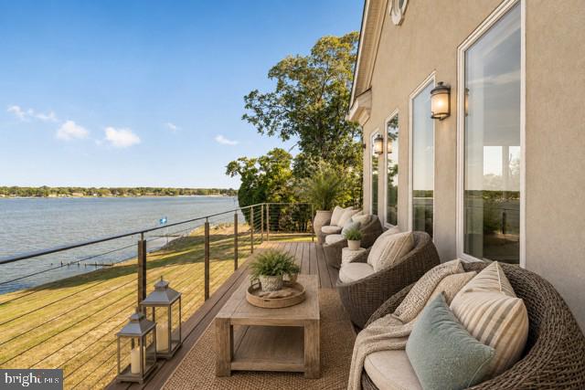 PAYNES POINT - Residential