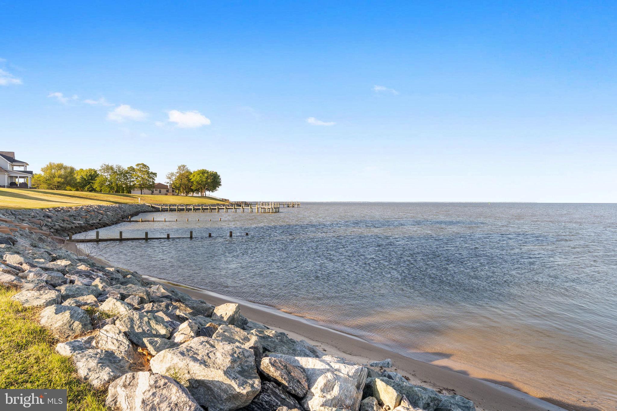 PAYNES POINT - Residential