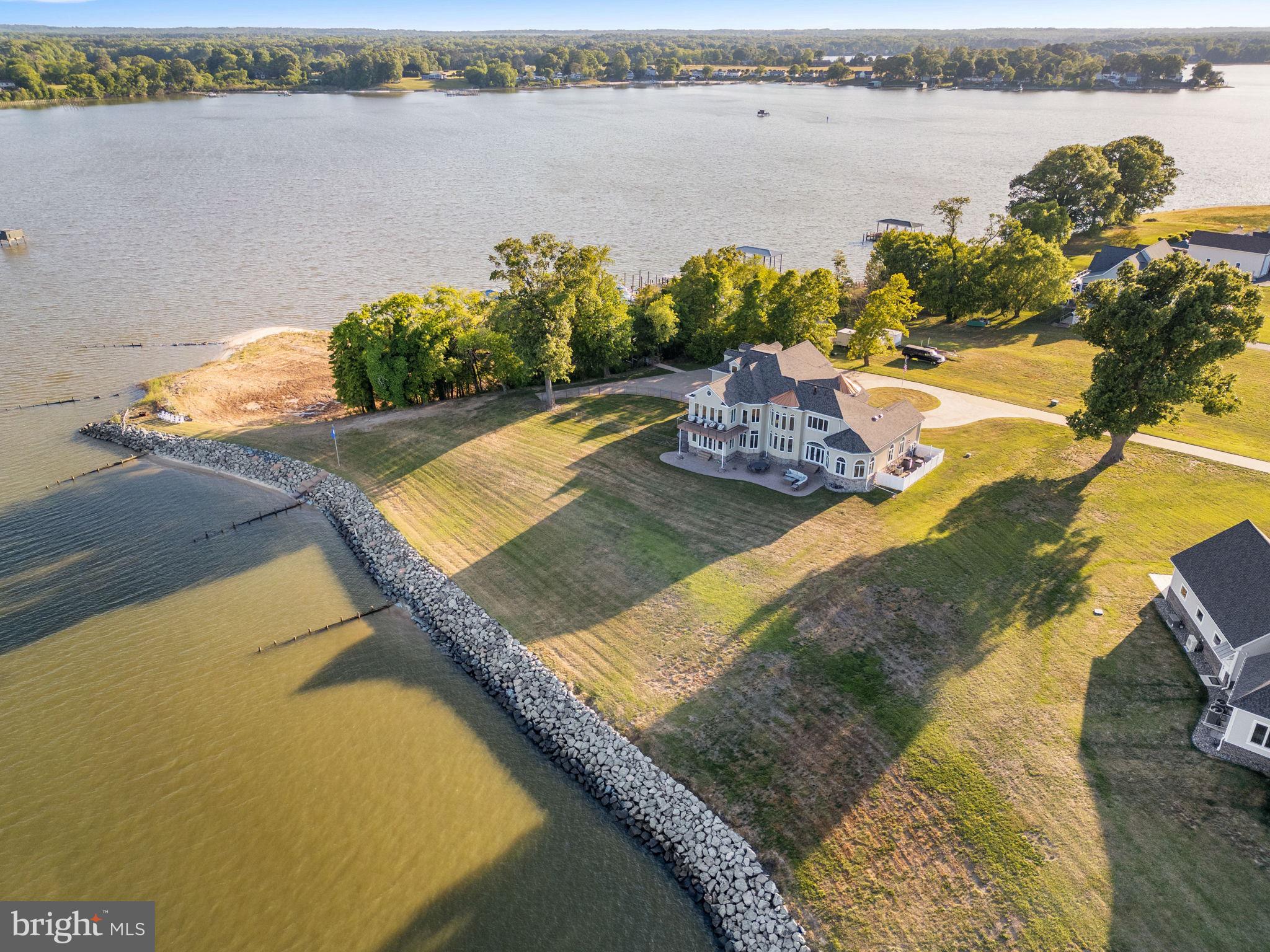 PAYNES POINT - Residential