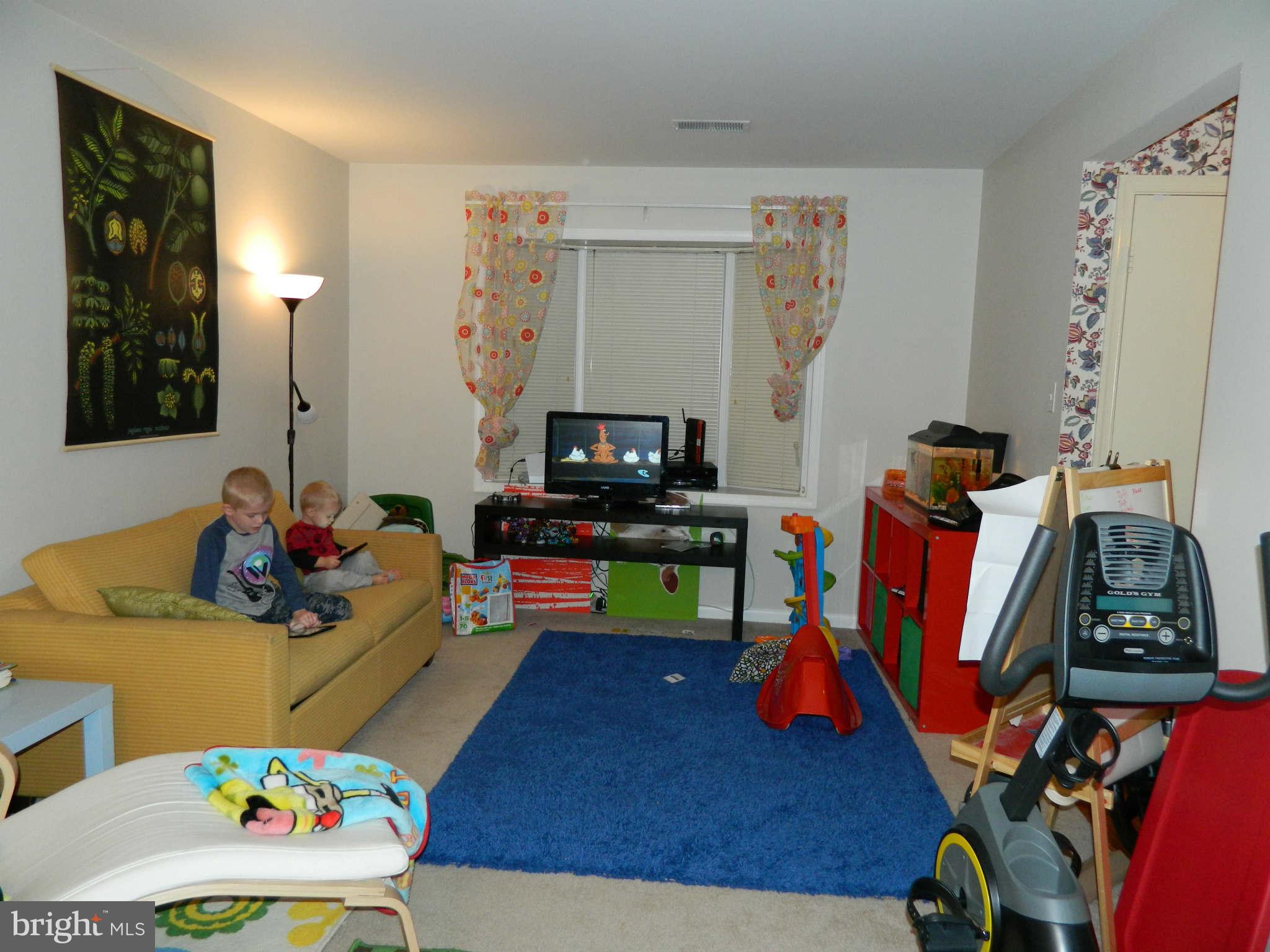 LAKE RIDGE - Residential Lease