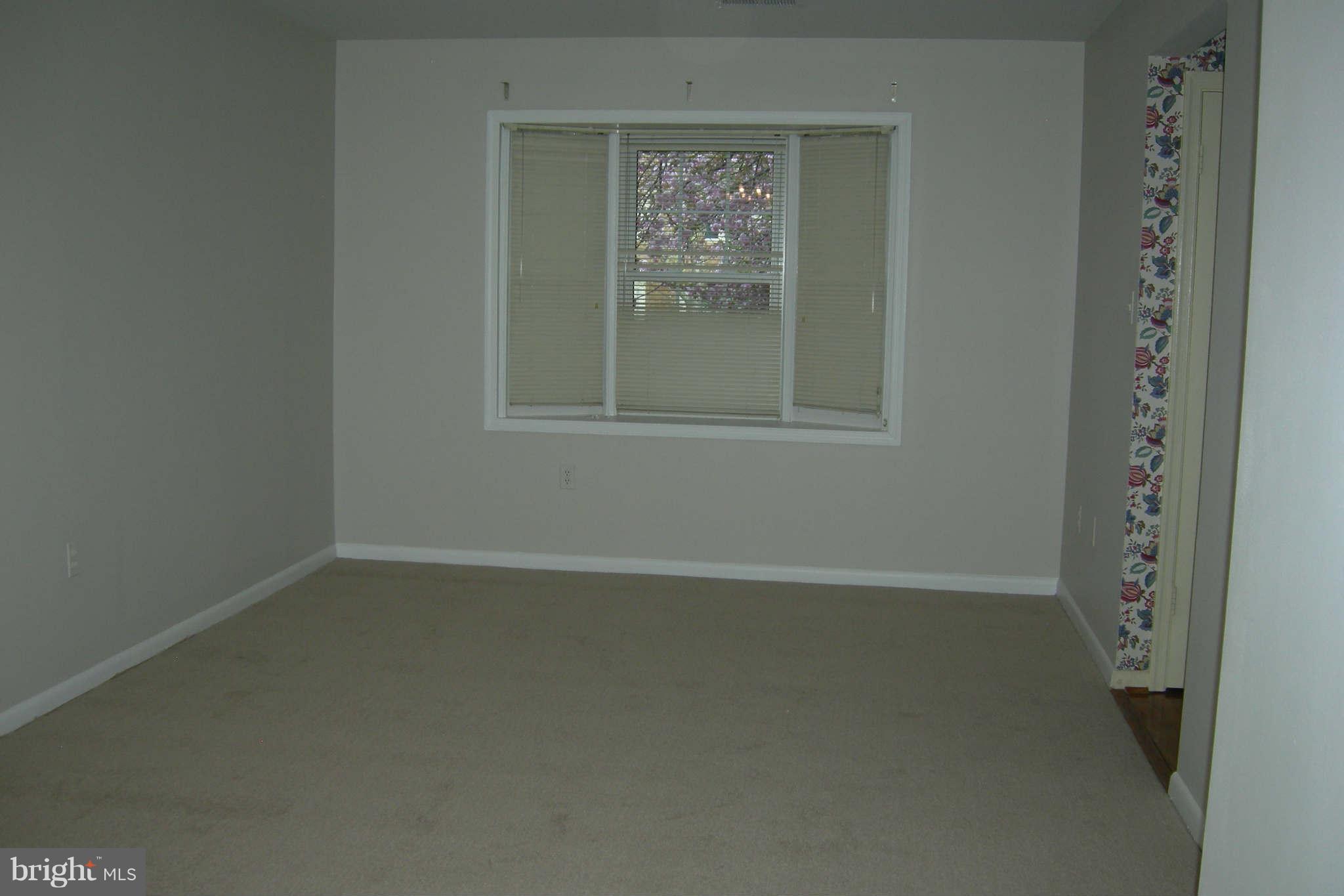 LAKE RIDGE - Residential Lease