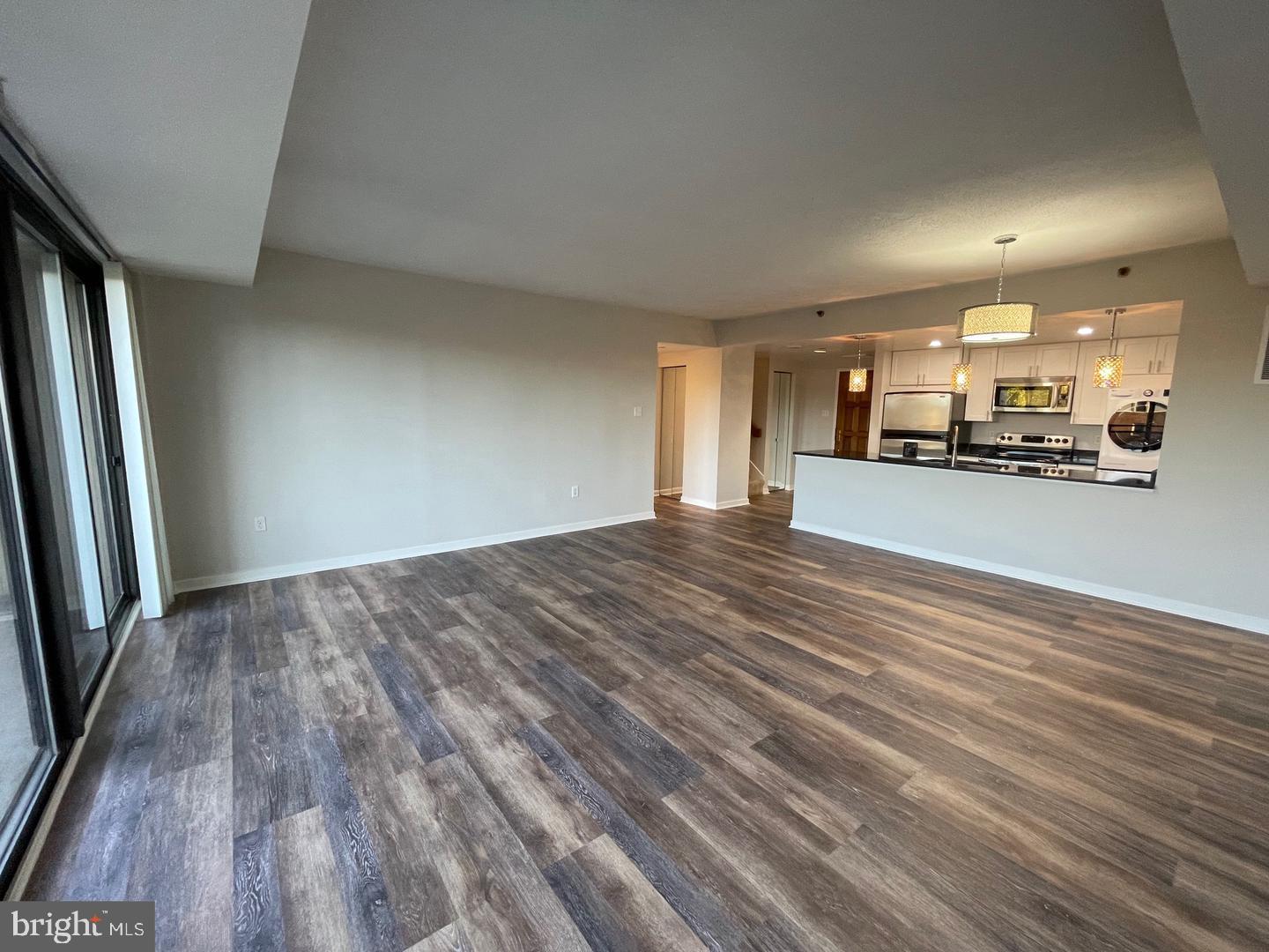 ATRIUM CONDO - Residential