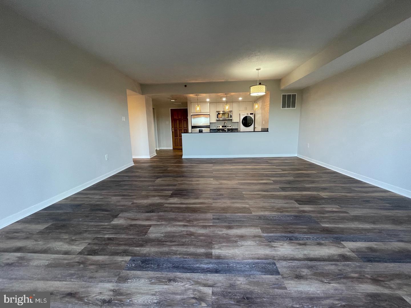 ATRIUM CONDO - Residential