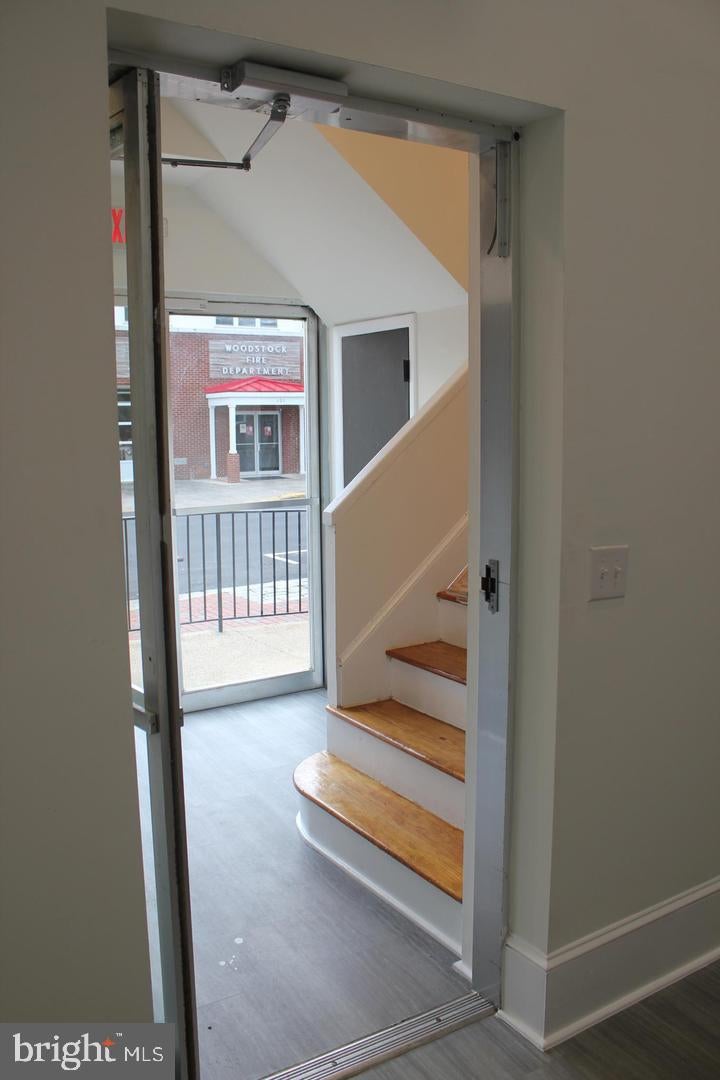114 W COURT STREET 102