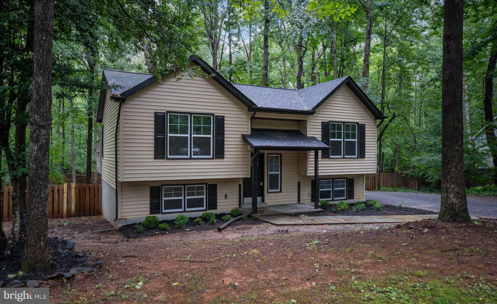 Spotsylvania, Virginia 22551, United States, 4 Bedrooms Bedrooms, ,2 BathroomsBathrooms,Residential,Active,153288