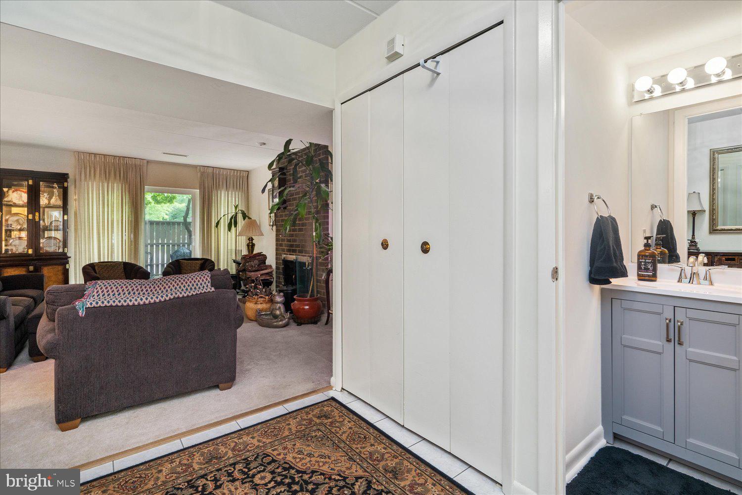 ANNEN WOODS - Residential