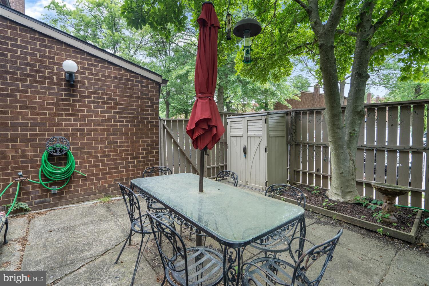 ANNEN WOODS - Residential